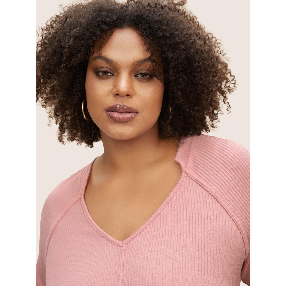 Plus Size Plain Textured Raglan Sleeve Split Hem T-shirt Pink Women Casual Patchwork V-neck Everyday T-shirts BloomChic 22-24/3X Product Image