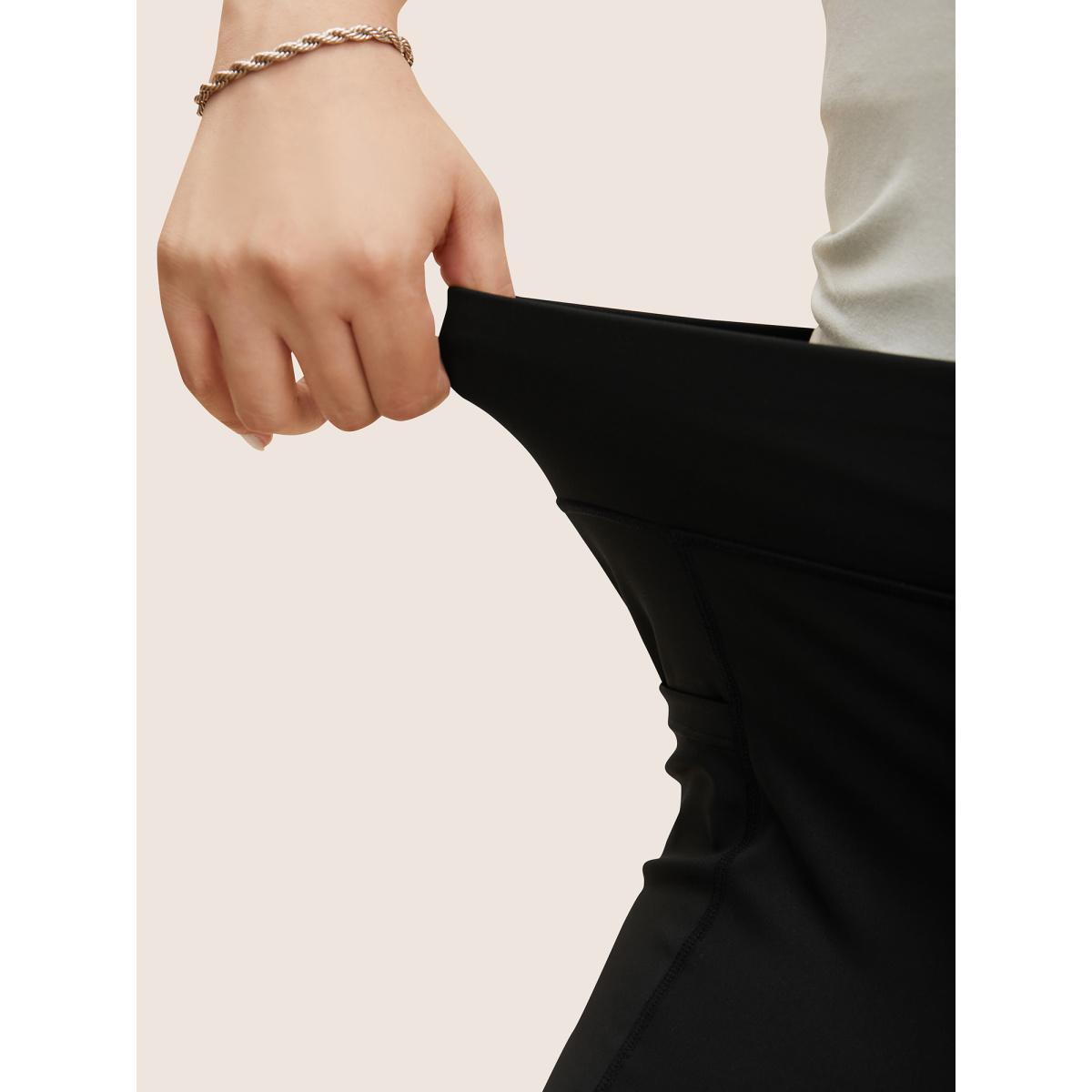 Plus Size High Rise Patched Pocket High Stretch Leggings Women Black Casual High stretch Skinny High Rise Everyday Leggings BloomChic 28/5X Product Image