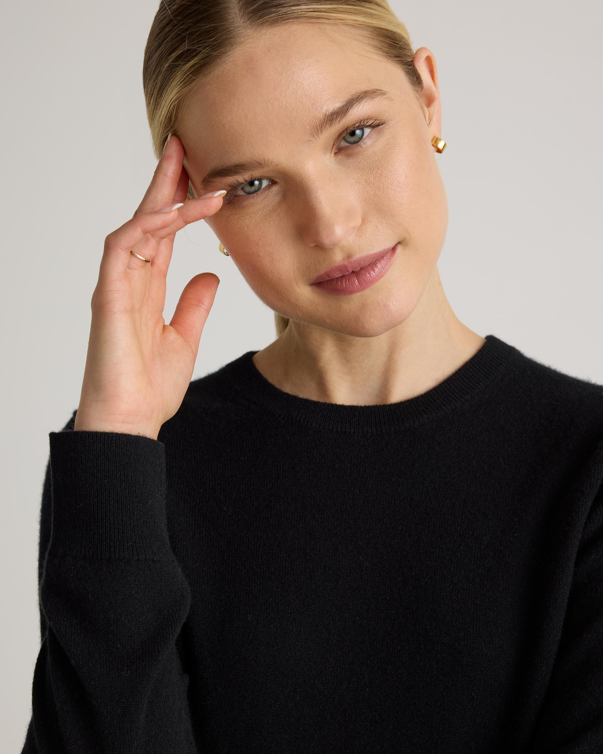 Women's Quince | The Classic Cashmere Crew | 100% Grade A Mongolian Cashmere - Size XS Product Image