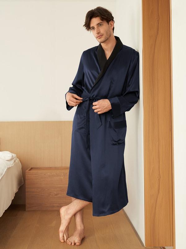 Black Collar Silk Robe Product Image