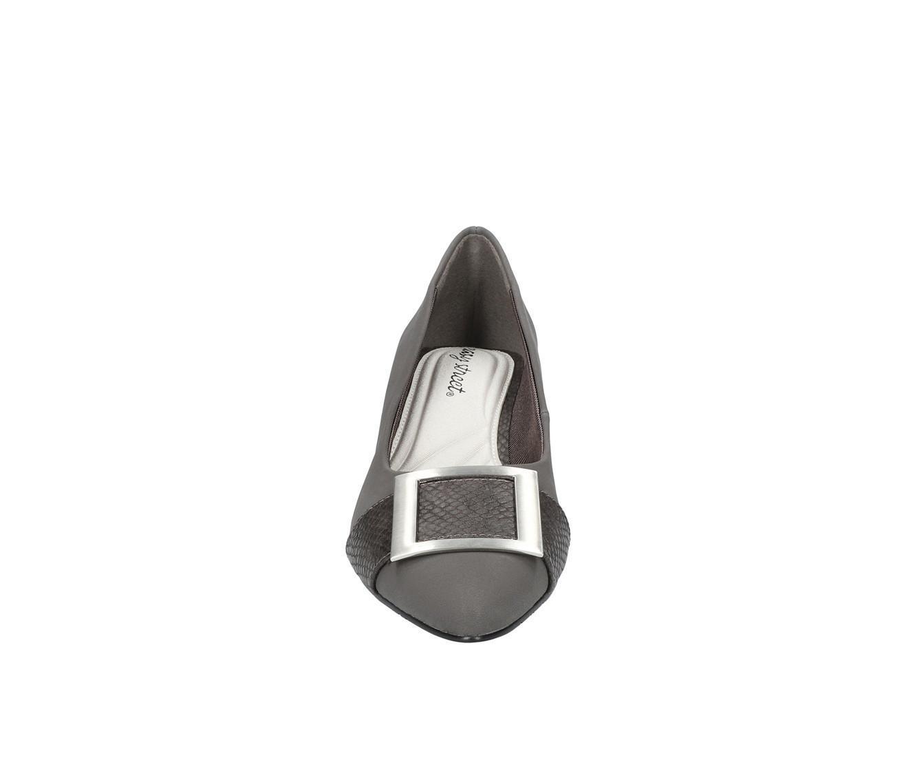 Women's Easy Street Cider Pumps Product Image