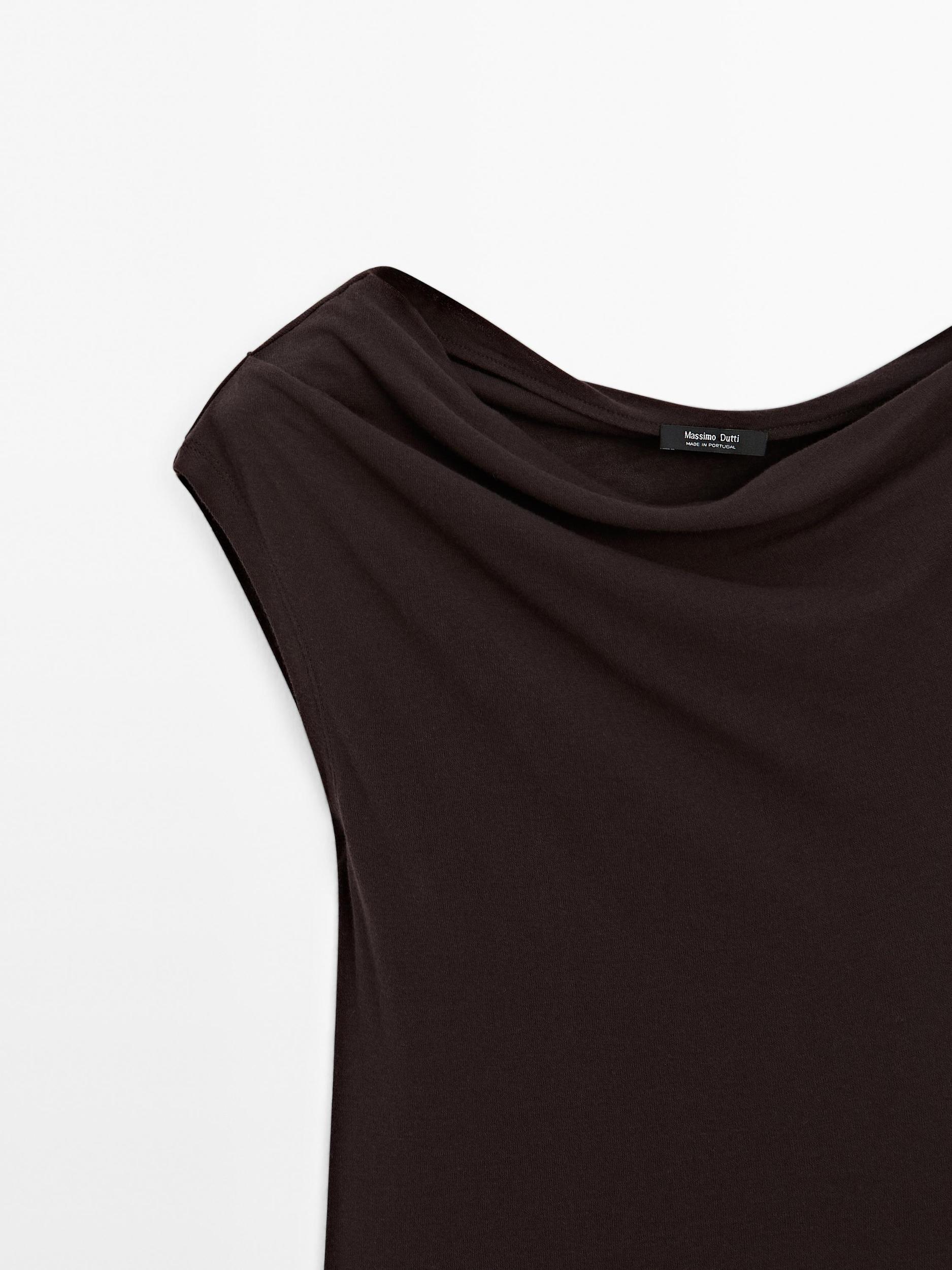 100% cotton asymmetric top Product Image