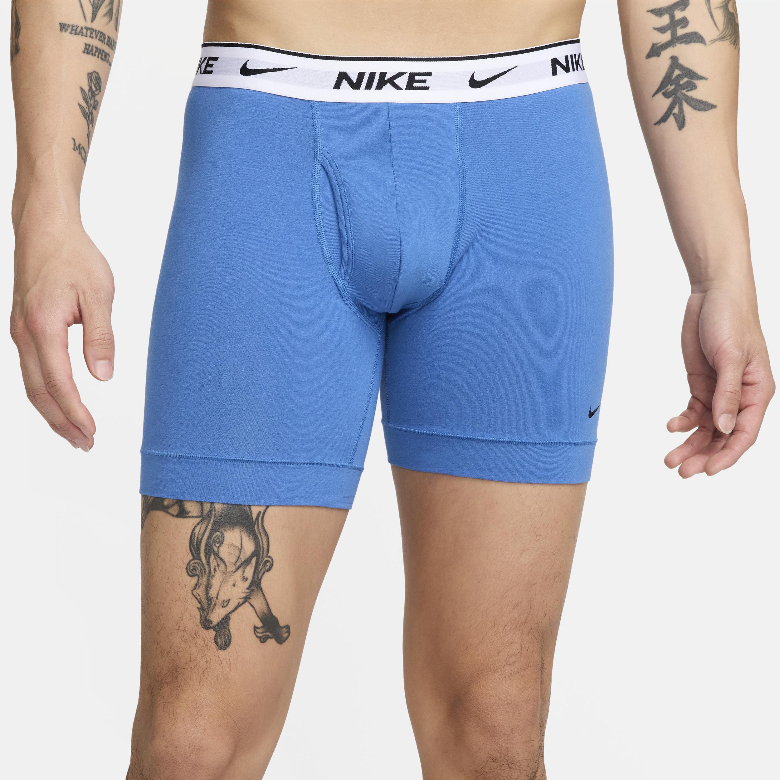 Nike Dri-FIT Essential Cotton Stretch Men's Boxer Briefs (3-Pack) Product Image