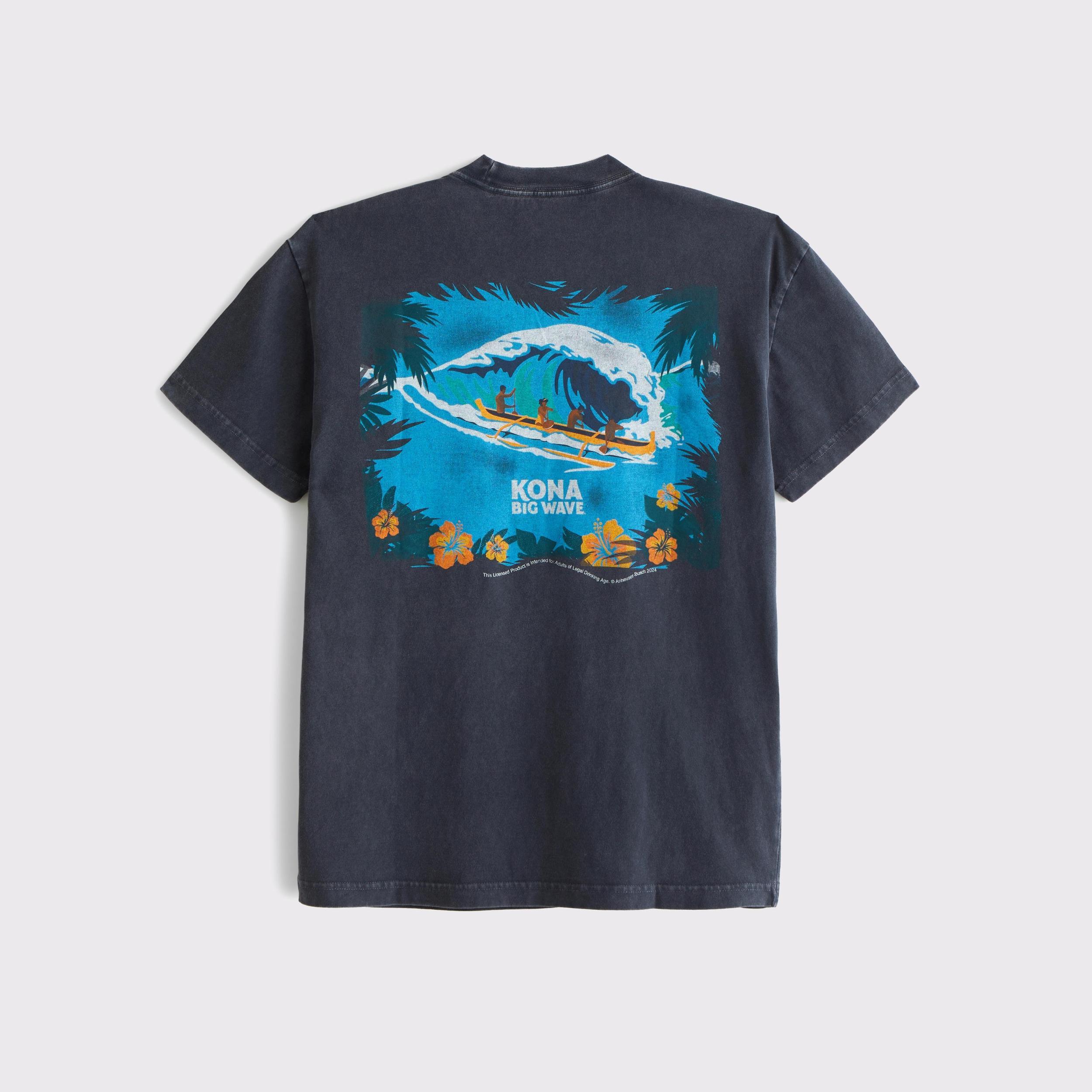Modelo Graphic Tee Product Image