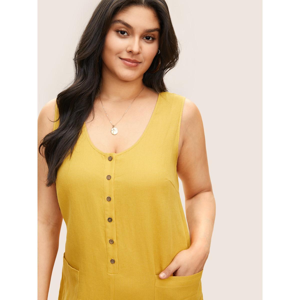 Plus Size Gold Solid Textured Scoop Neck Patched Pocket Jumpsuit Women Casual Sleeveless Everyday Loose Jumpsuits BloomChic 26/4X Product Image