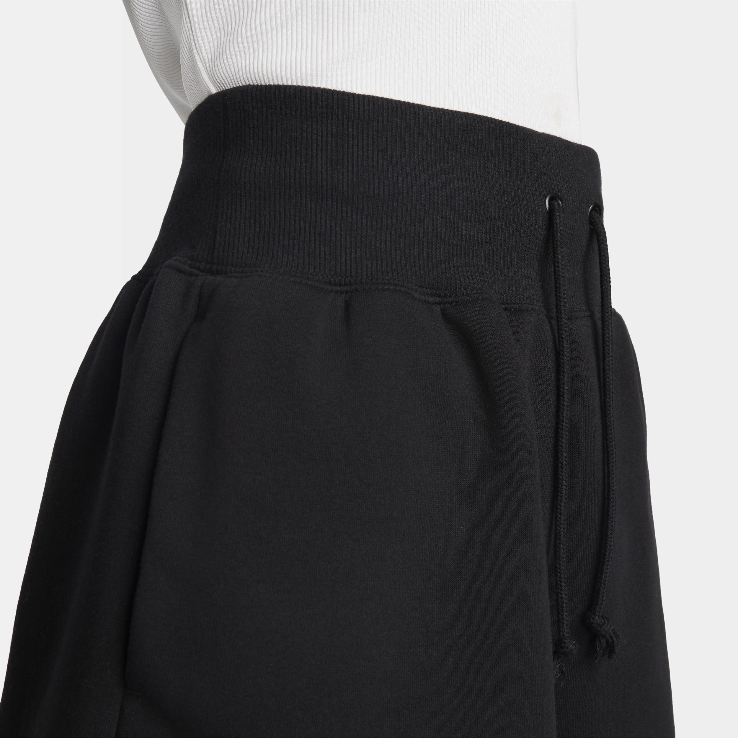 Nike fleece shorts Product Image
