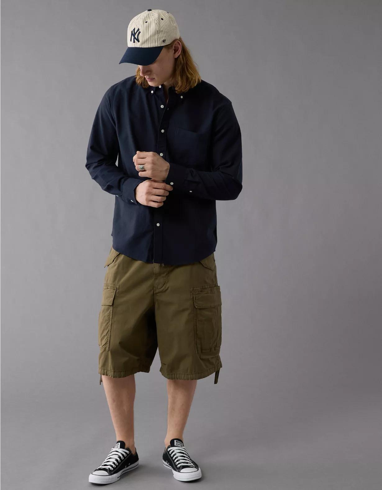 AE Everyday Classic Fit Oxford Button-Up Shirt Product Image