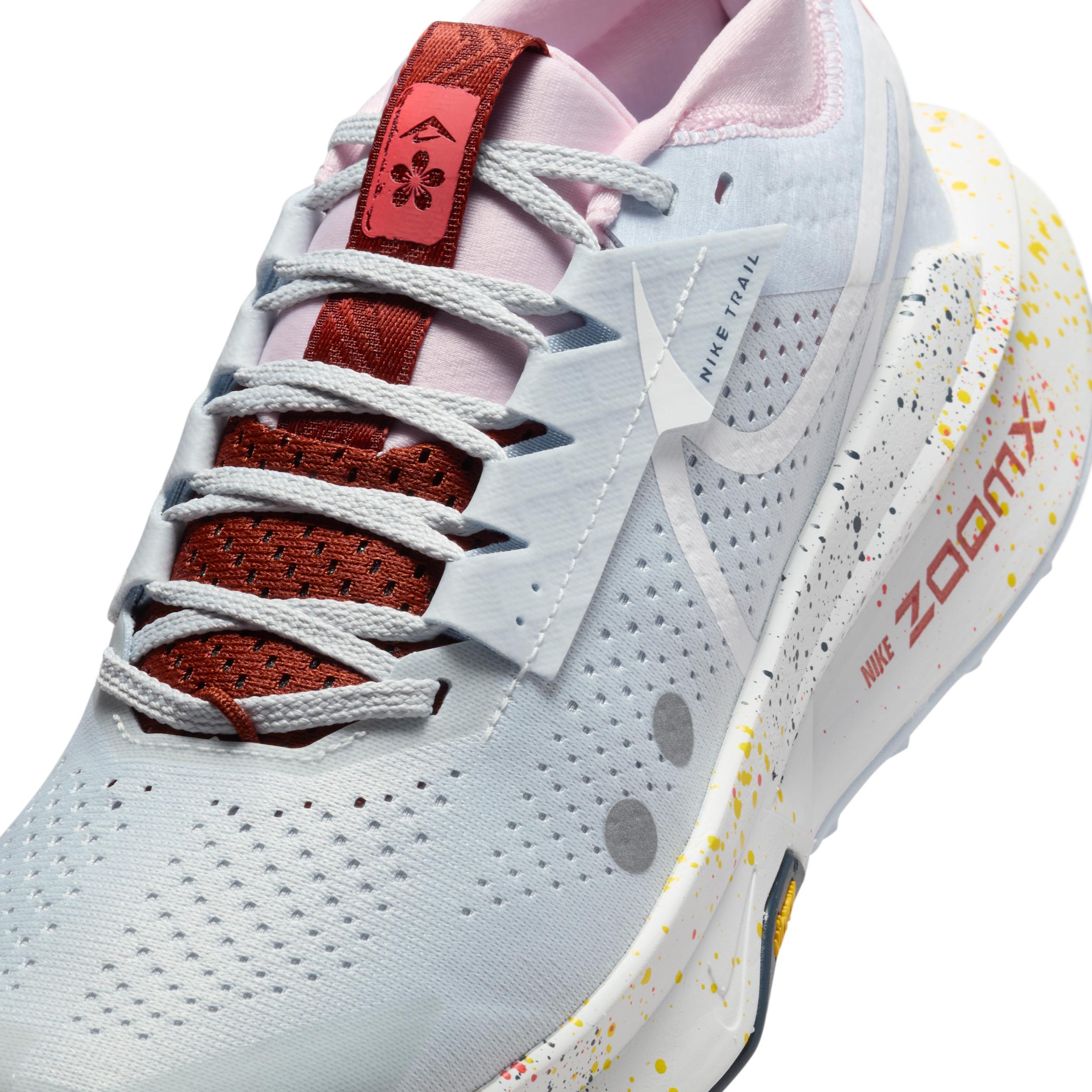Nike Women's Zegama 2 Trail Running Shoes Product Image