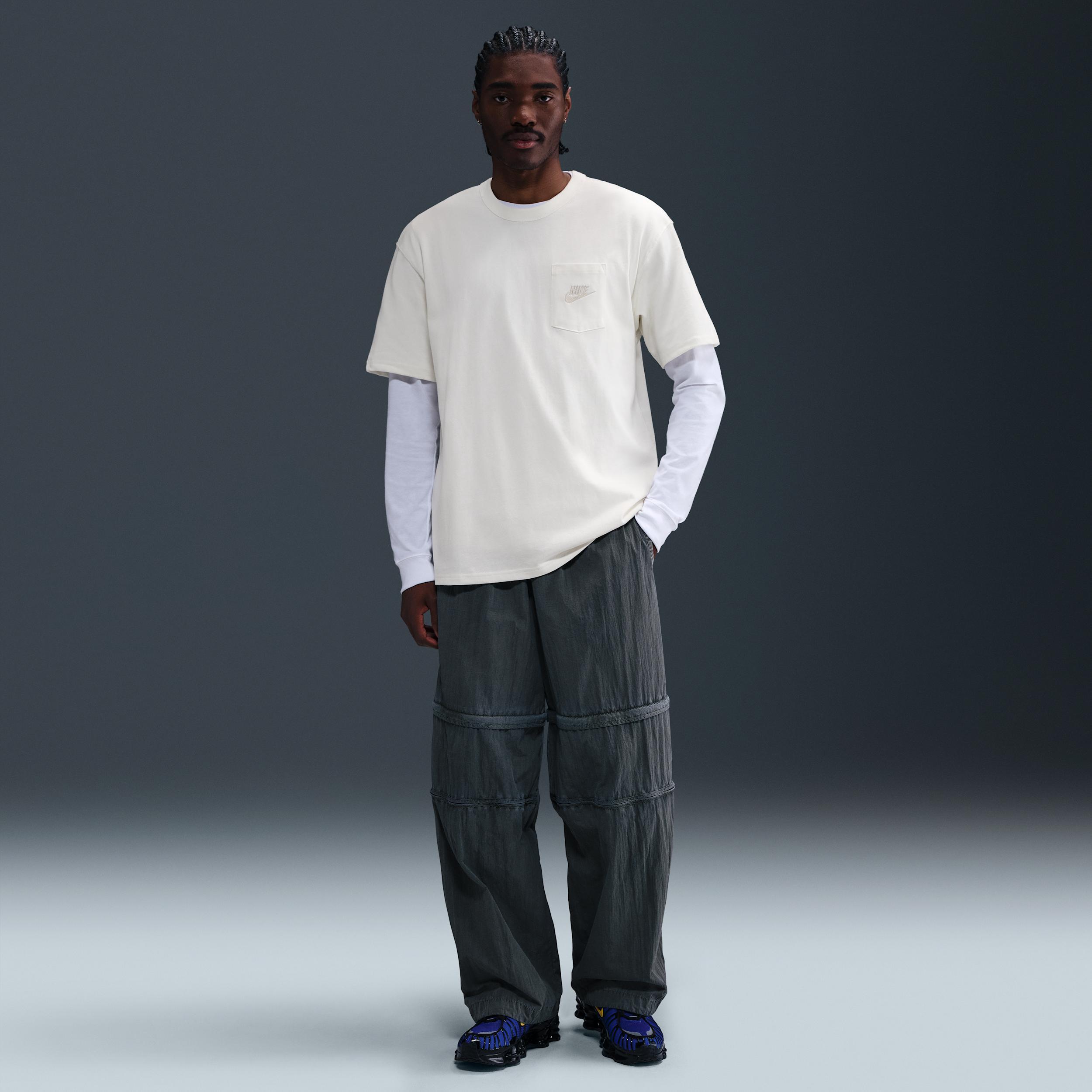 Men's Nike Sportswear Premium Essentials T-shirt Product Image
