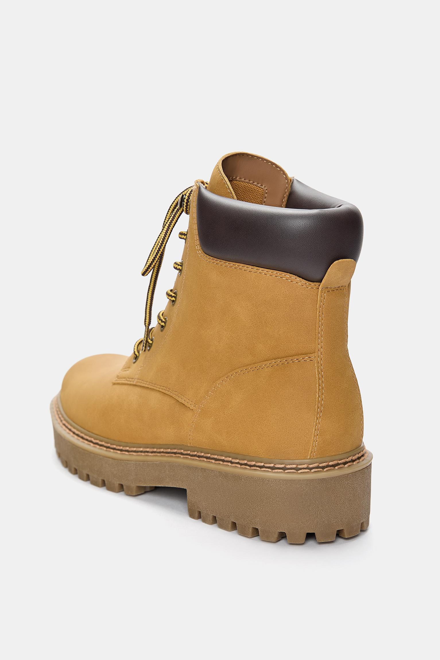 Lace-up STWD boots Product Image