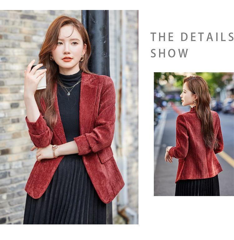 Notch Lapel Plain Velvet Single Breasted Blazer Product Image