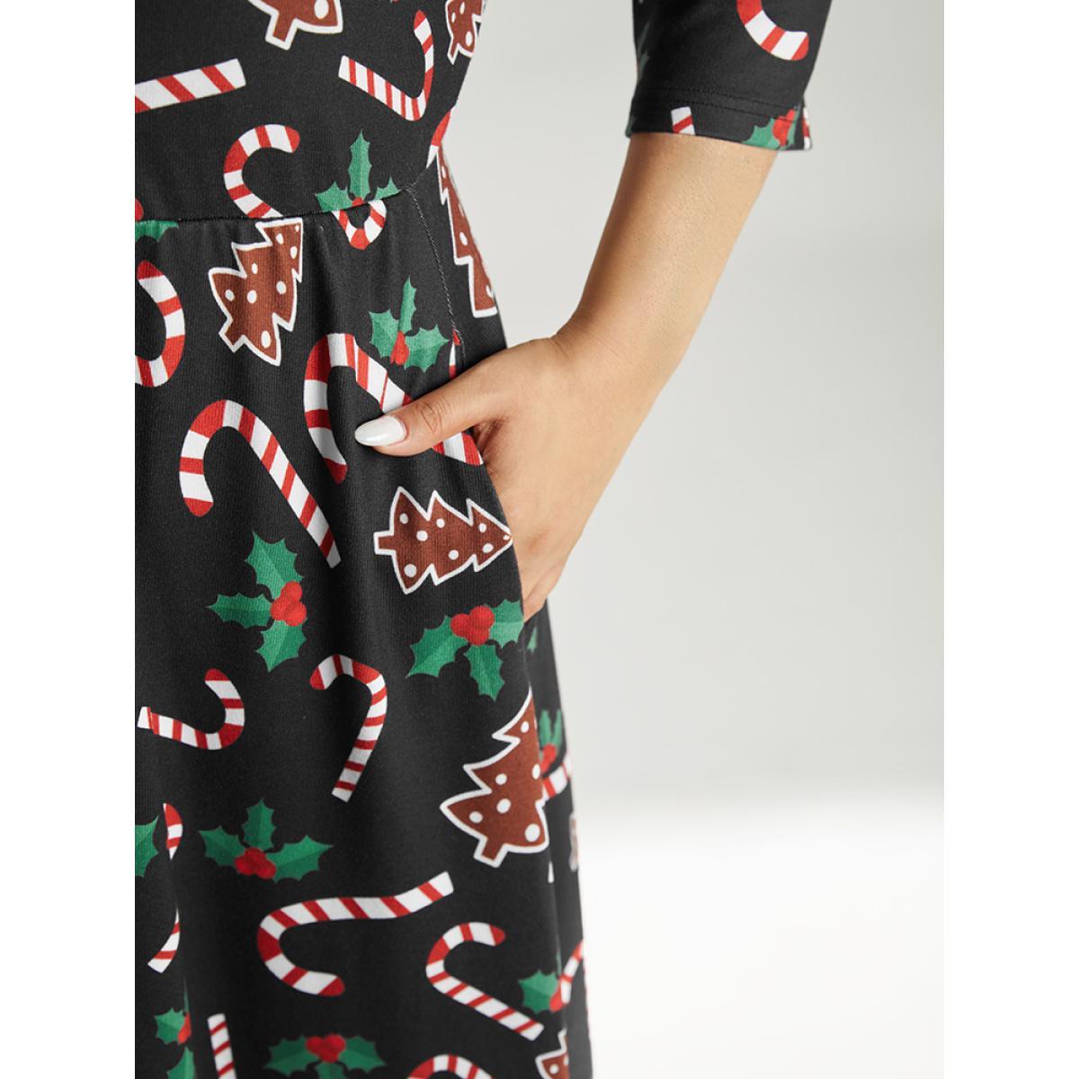 Plus Size Christmas Print Pocket Elastic Waist Dress Black Women Casual Printed Round Neck Long Sleeve Curvy Midi Dress BloomChic 28/5X Product Image