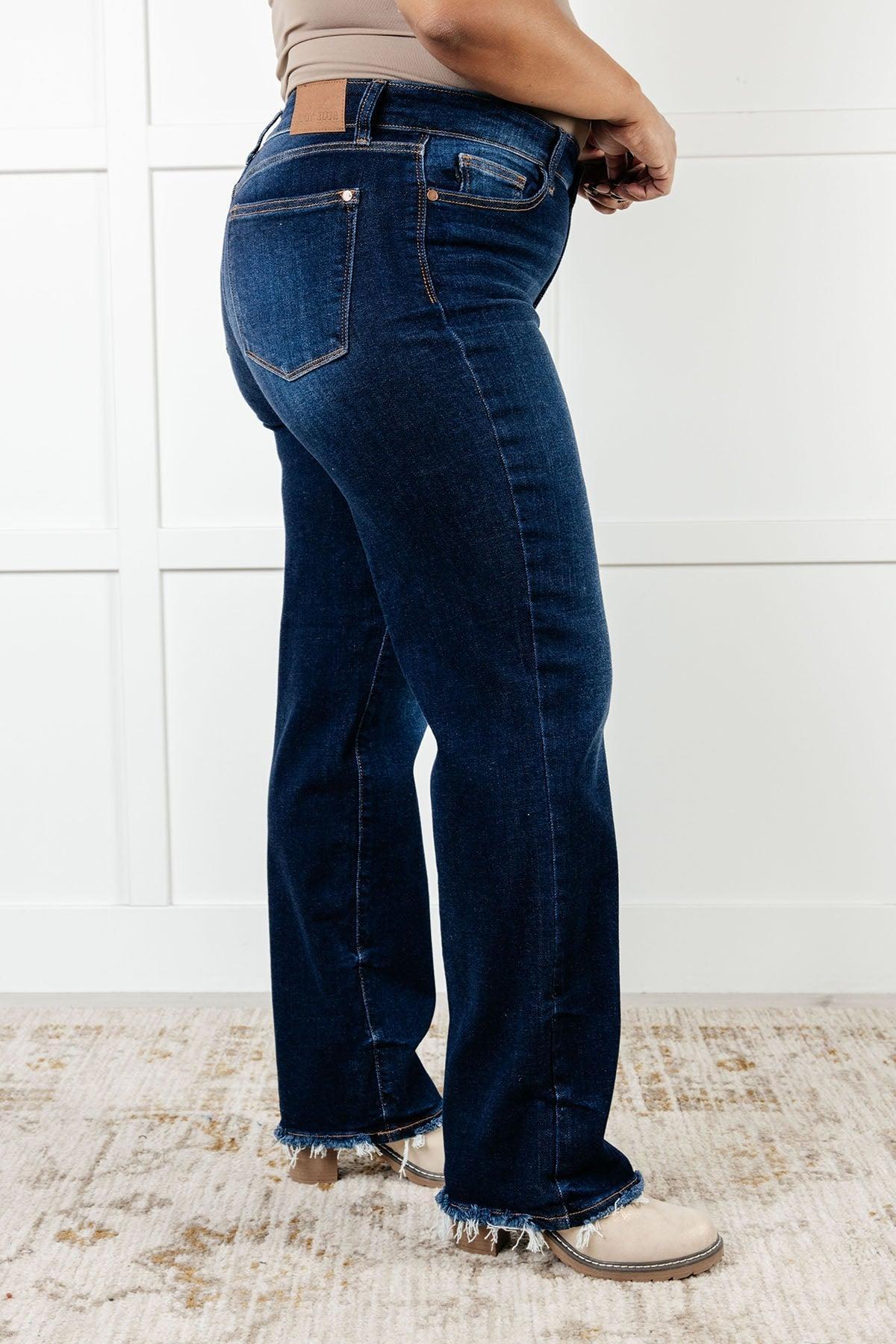 82622   Jacqueline Mid-Rise Frayed Hem Straight Leg Judy Blue Jean - ONLINE EXCLUSIVE! Product Image