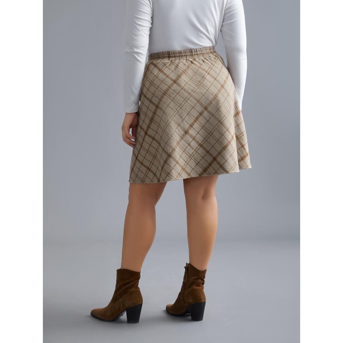 Plus Size Plaid Pattern Elastic Waist A-line Mini Skirt Women Apricot Elegant Low stretch Slanted pocket Everyday Skirts BloomChic 26/4X Product Image