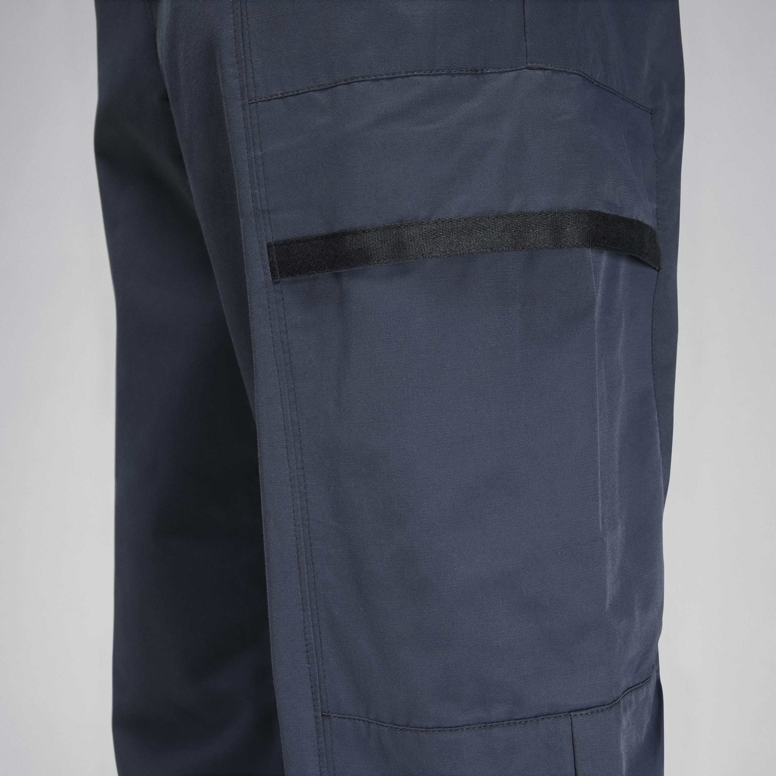Jordan Essentials Men's Woven Pants Product Image
