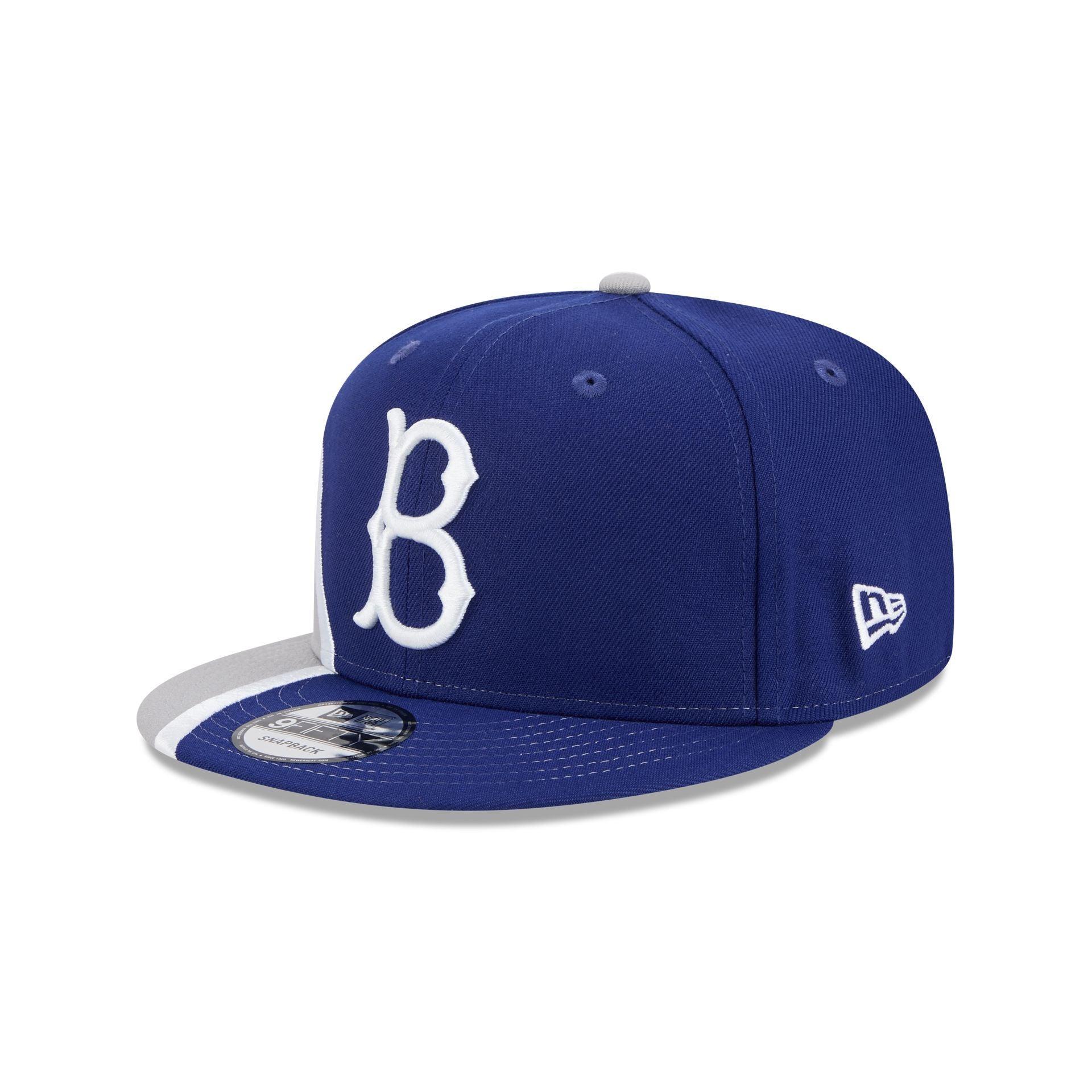 Philadelphia Eagles Basic Black on Black 9FIFTY Snapback Hat Male Product Image