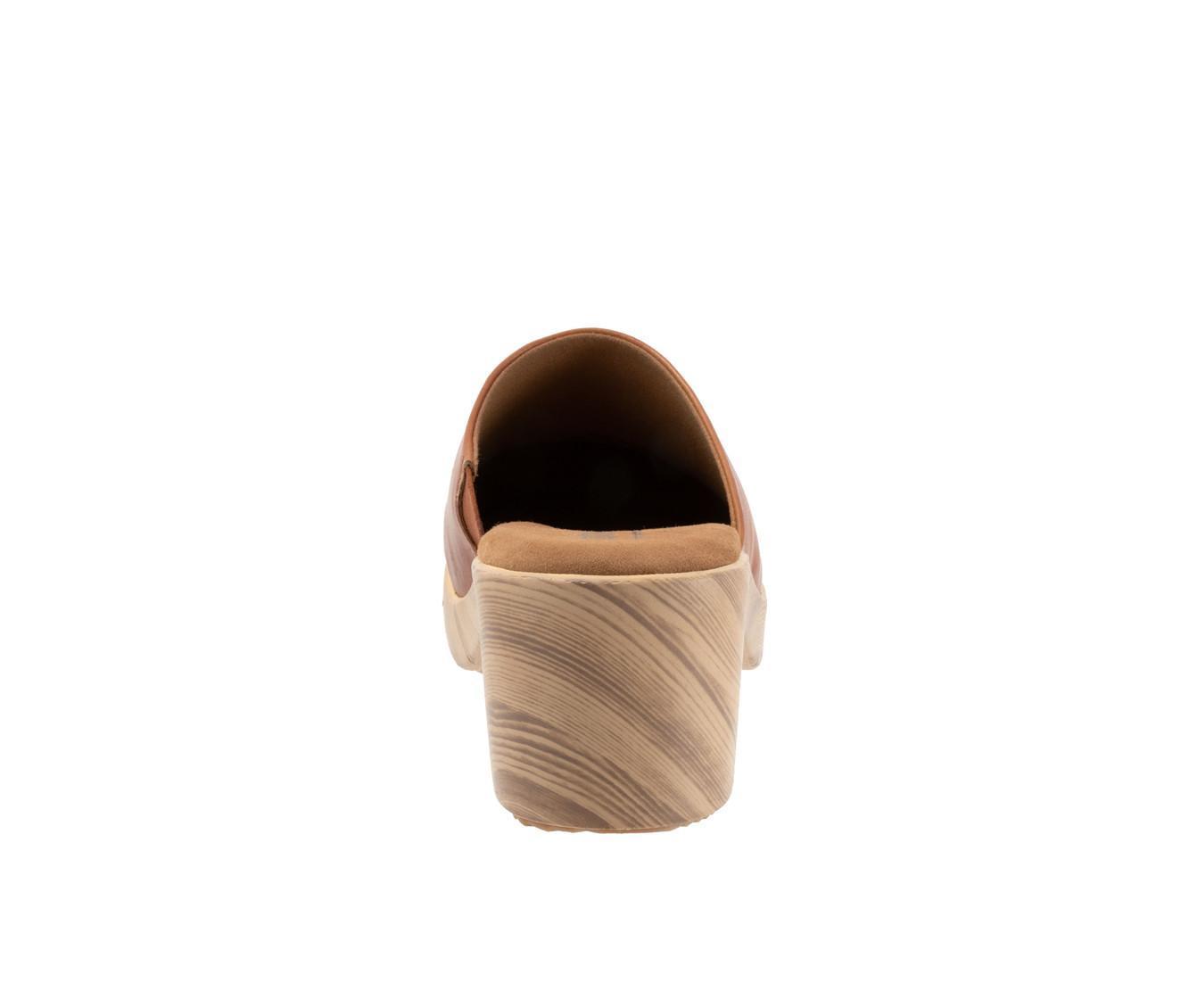 Women's Softwalk Felida Clogs Product Image