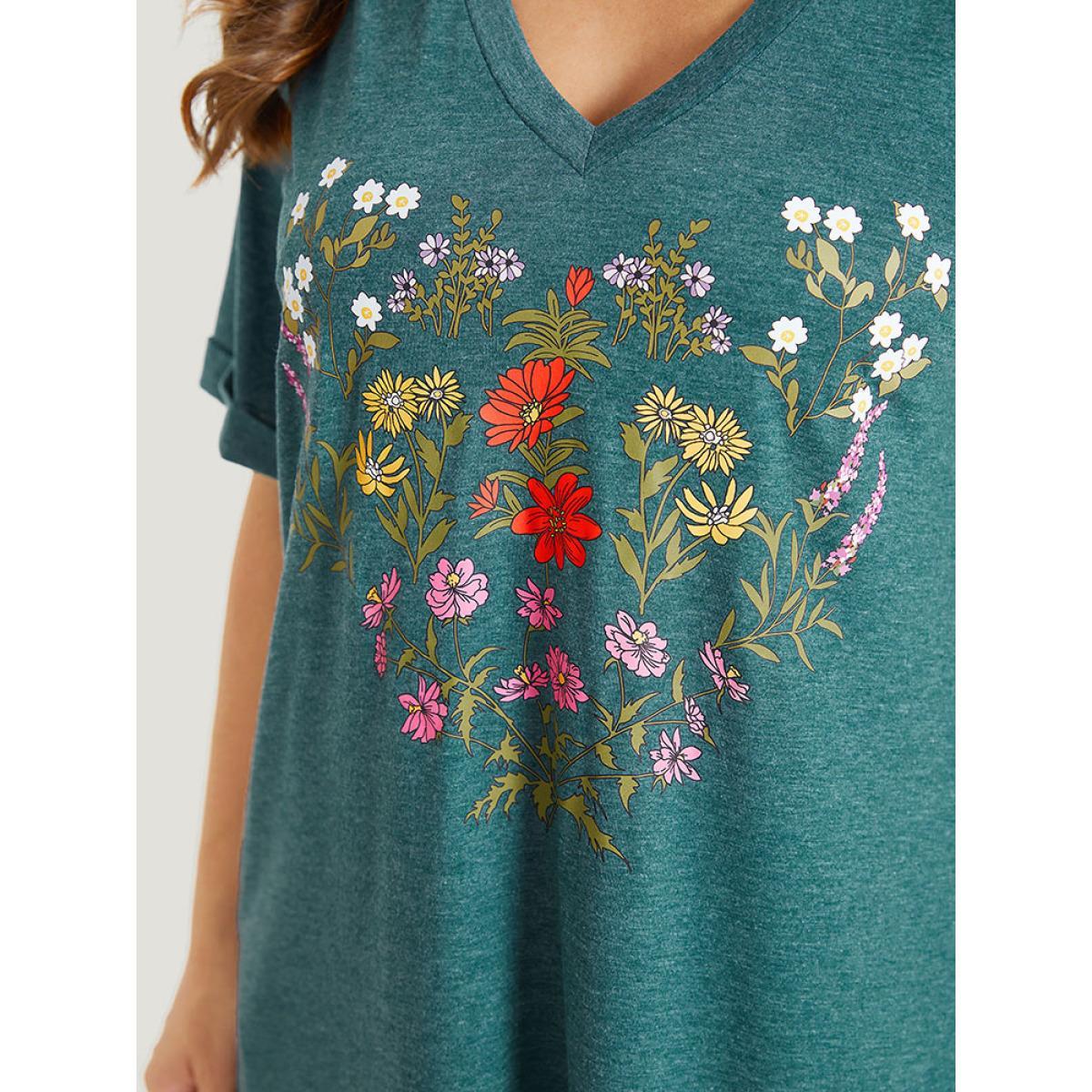 Plus Size Floral Print Roll Sleeve Pocket V Neck Dress Emerald Women Casual Non V-neck Short sleeve Curvy Midi Dress BloomChic 10/M Product Image