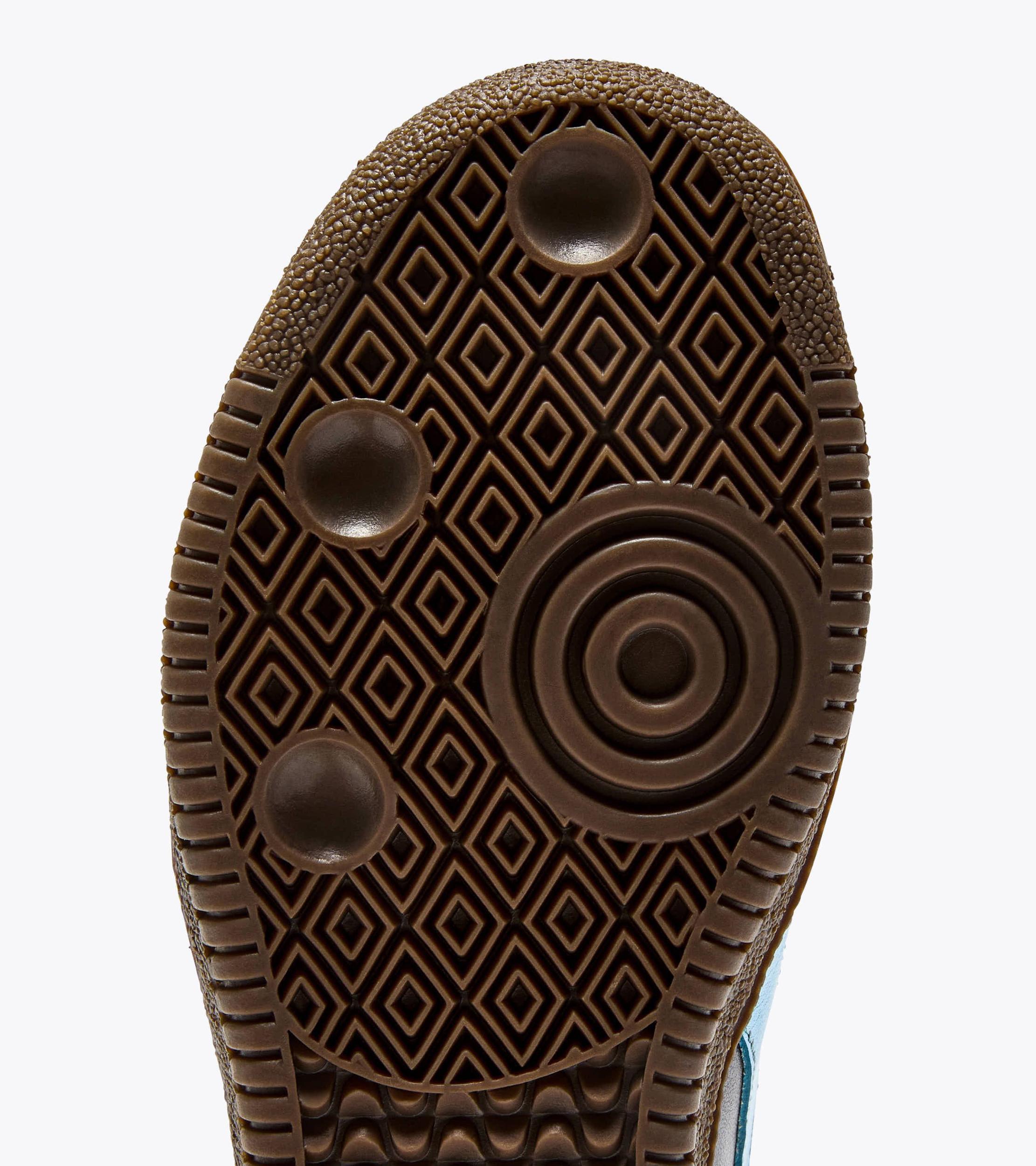 TRAINER METALIZED Product Image