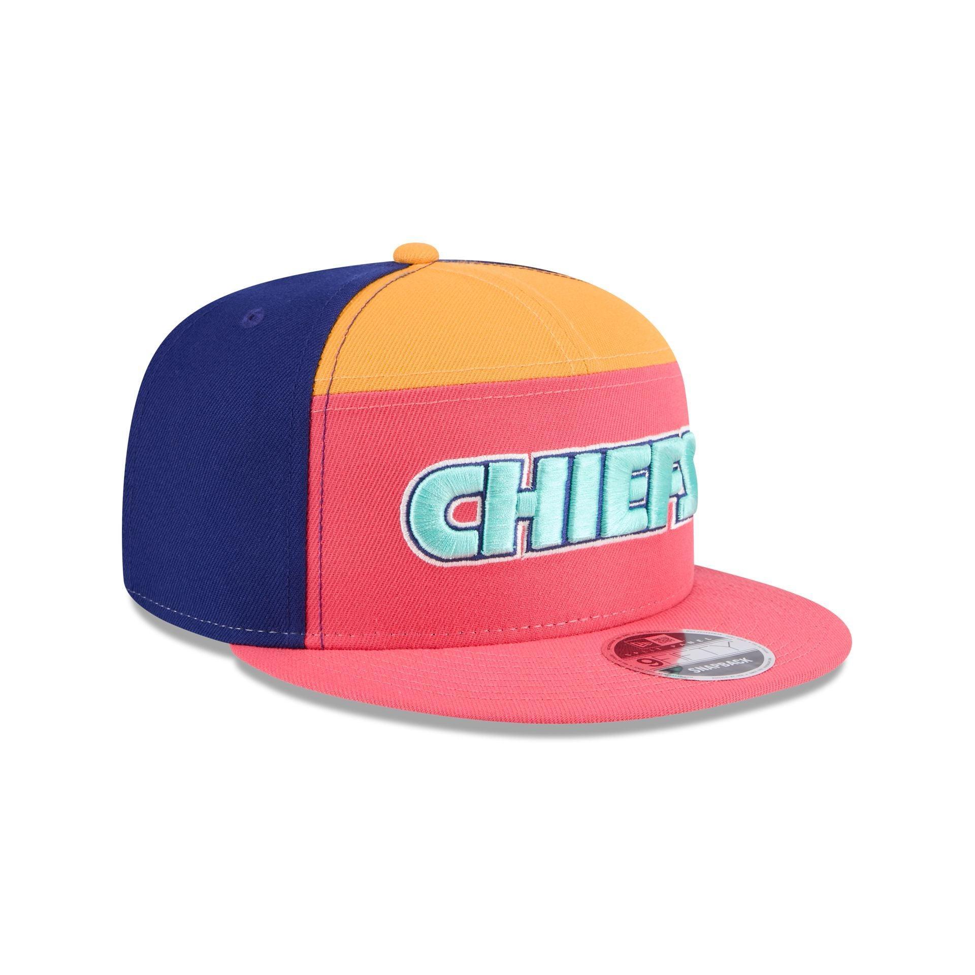 Philadelphia 76ers Coral Split Panel 9FIFTY Snapback Hat Male Product Image