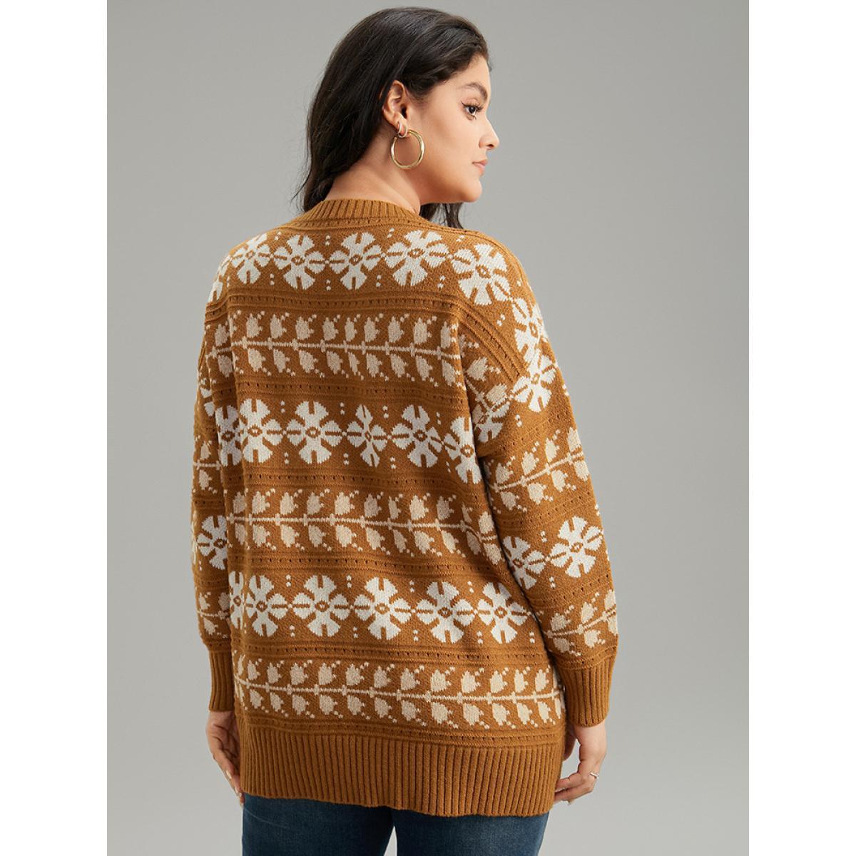 Plus Size Supersoft Essentials Anti-Pilling Geo Print Elastic Cuffs Pullover Chocolate Women Casual Loose Long Sleeve Round Neck Dailywear Pullovers BloomChic 22-24/3X Product Image
