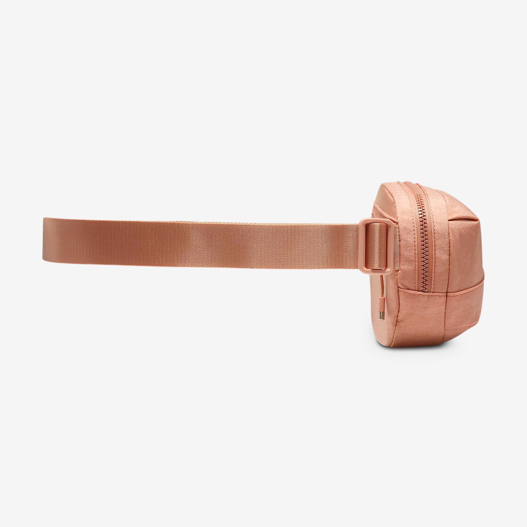 Nike Aura Crossbody Bag (2L) Product Image