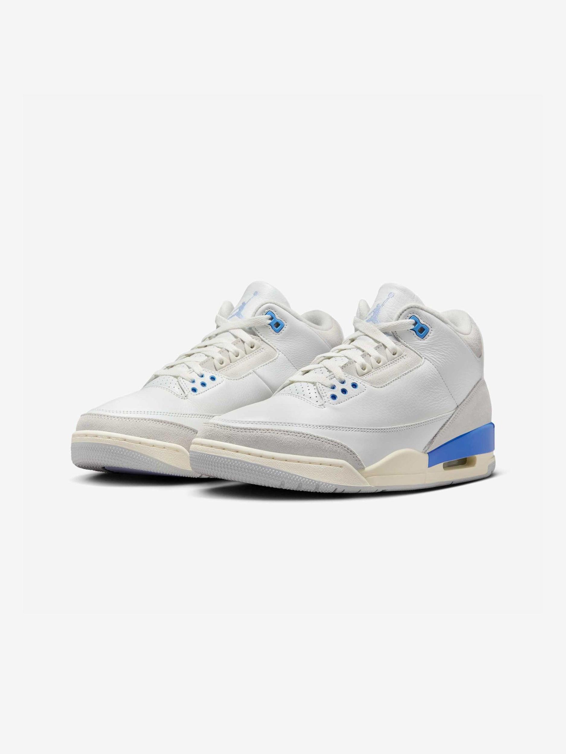 Air Jordan 3 Retro (SUMMIT WHITE/HYDROGEN BLUE-LEGEND) Product Image