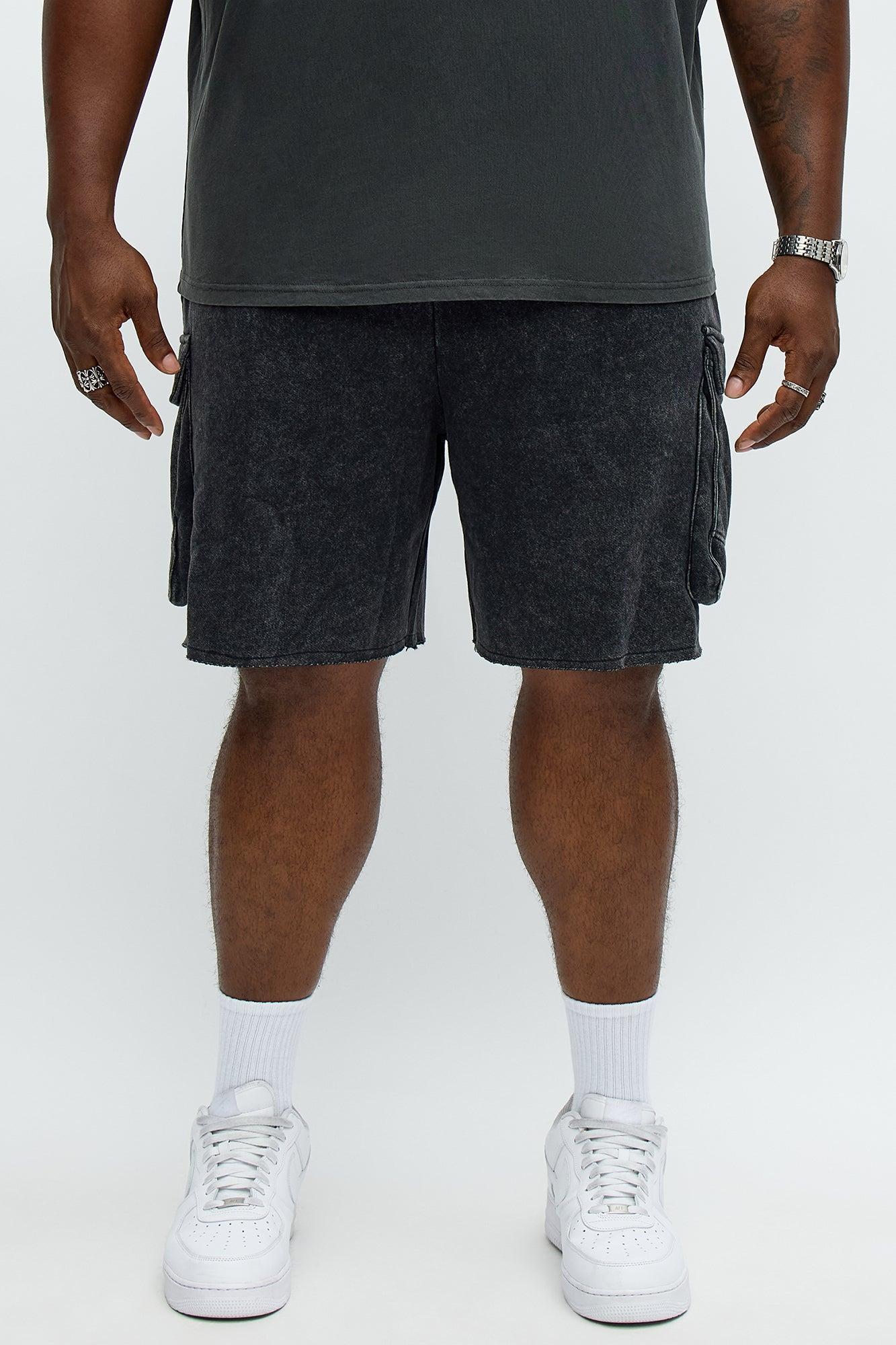 Tyson Bagged Off Cargo Relaxed Shorts - Black Male Product Image