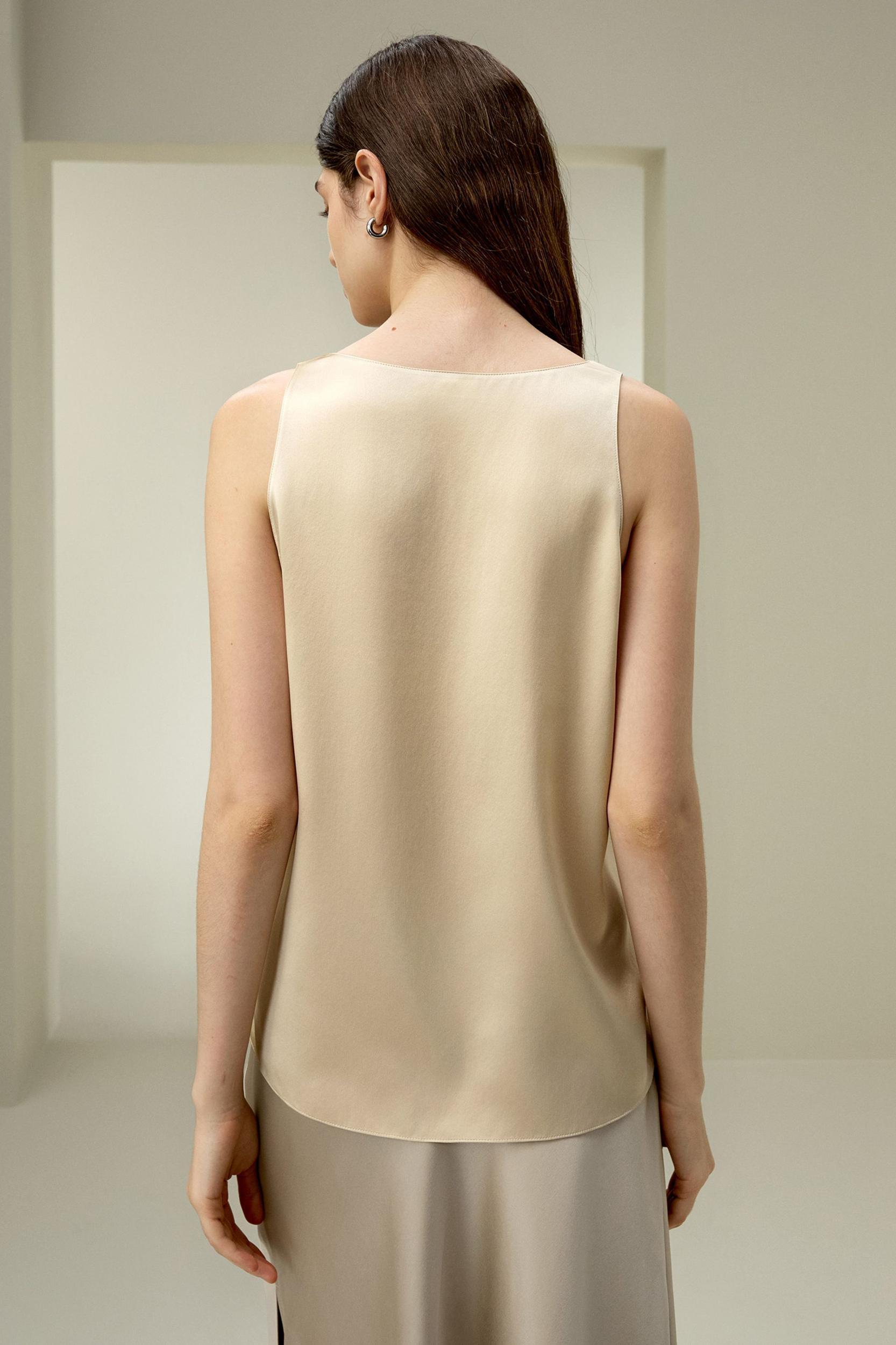Relaxed Silk U-neck Tank Product Image
