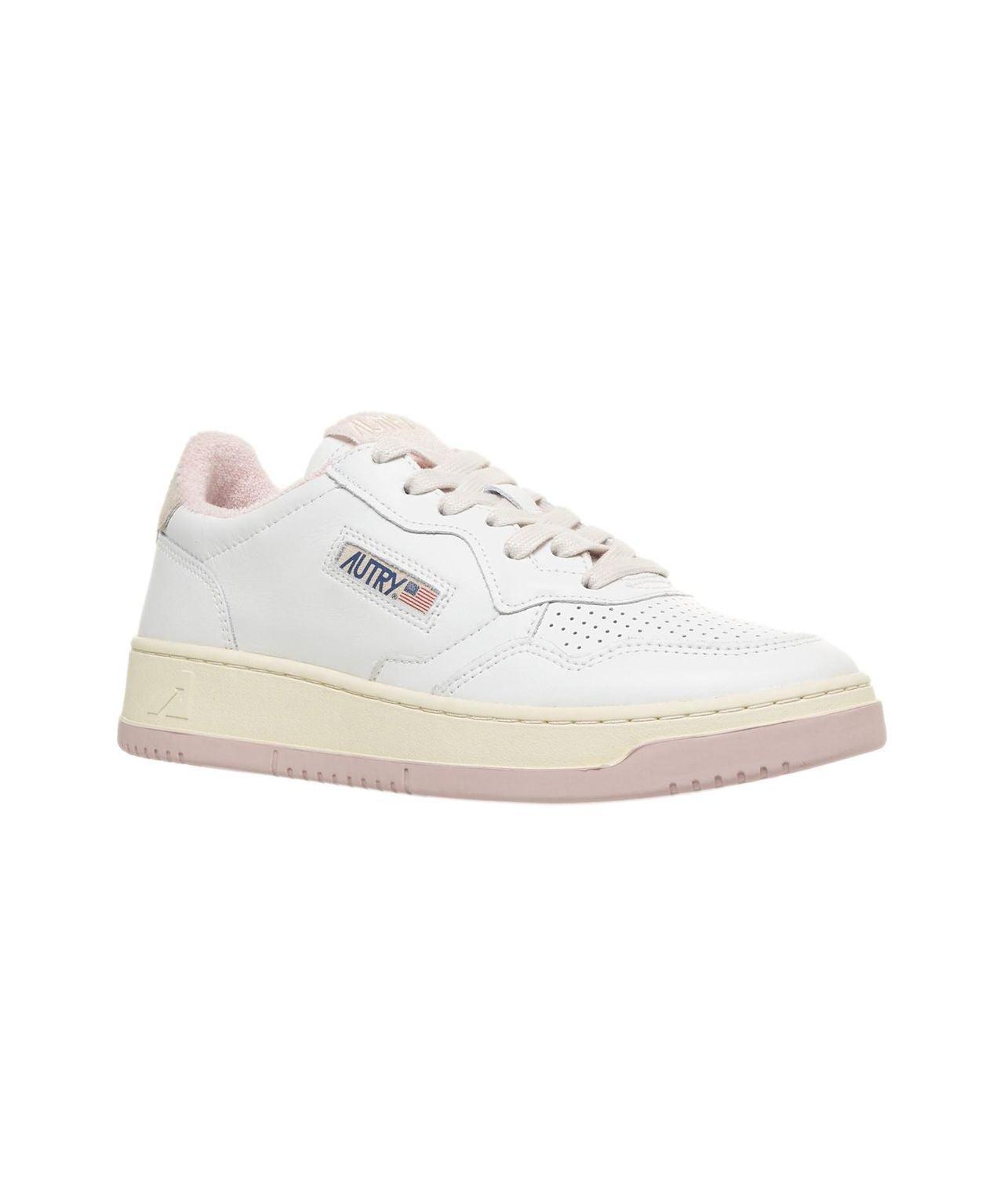 Sneakers 'Medalist Low' Product Image