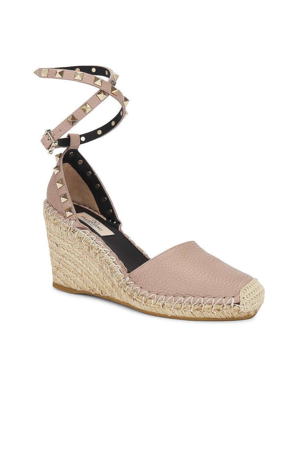 Valentino Garavani Rockstud Wedge Espadrille in Tan Product Image