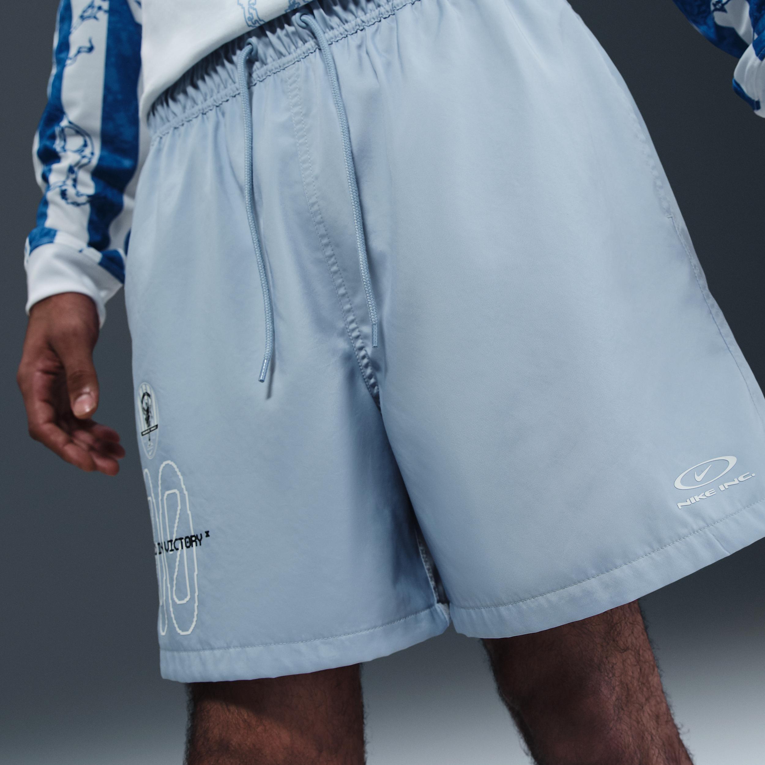 Nike Men's Club Flow Shorts Product Image