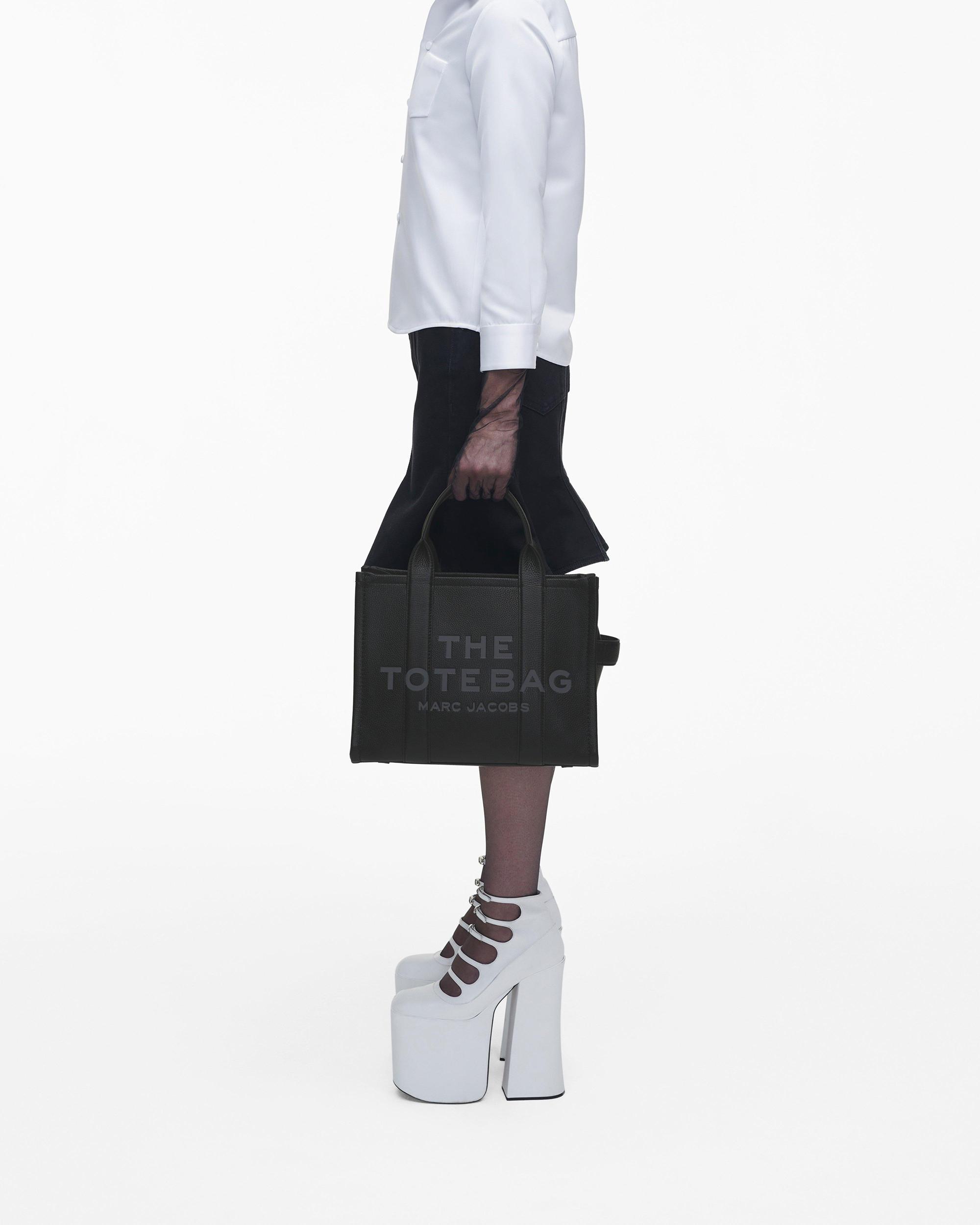The Leather Medium Tote Bag Product Image