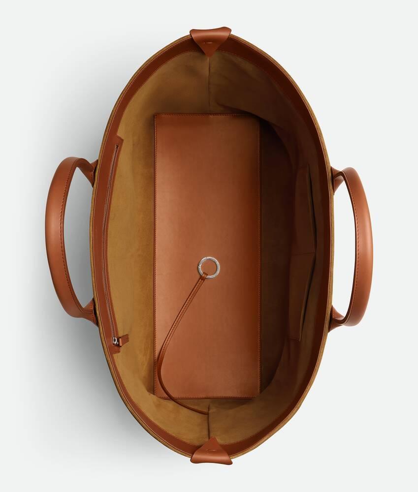 Women's Large Cabat in Camel/light wood Product Image