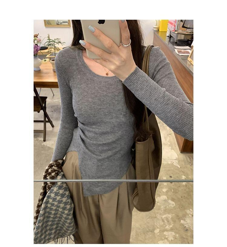 Long-Sleeve Crewneck Asymmetrical Plain Knit Top Product Image