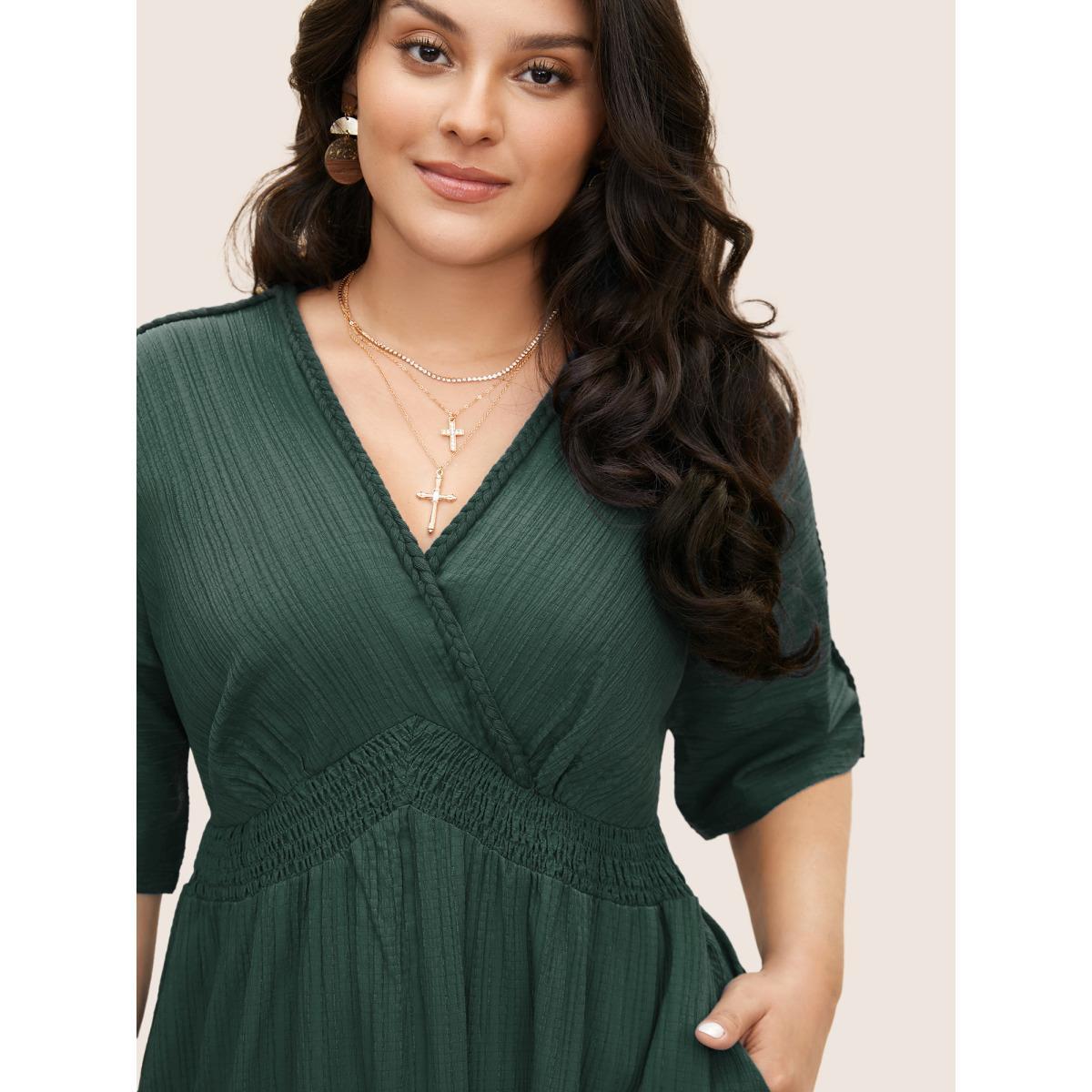 Plus Size V Neck Shirred Contrast Webbing Split Side Dress DarkGreen Women Resort Texture V-neck Half Sleeve Curvy BloomChic 18-20/2X Product Image