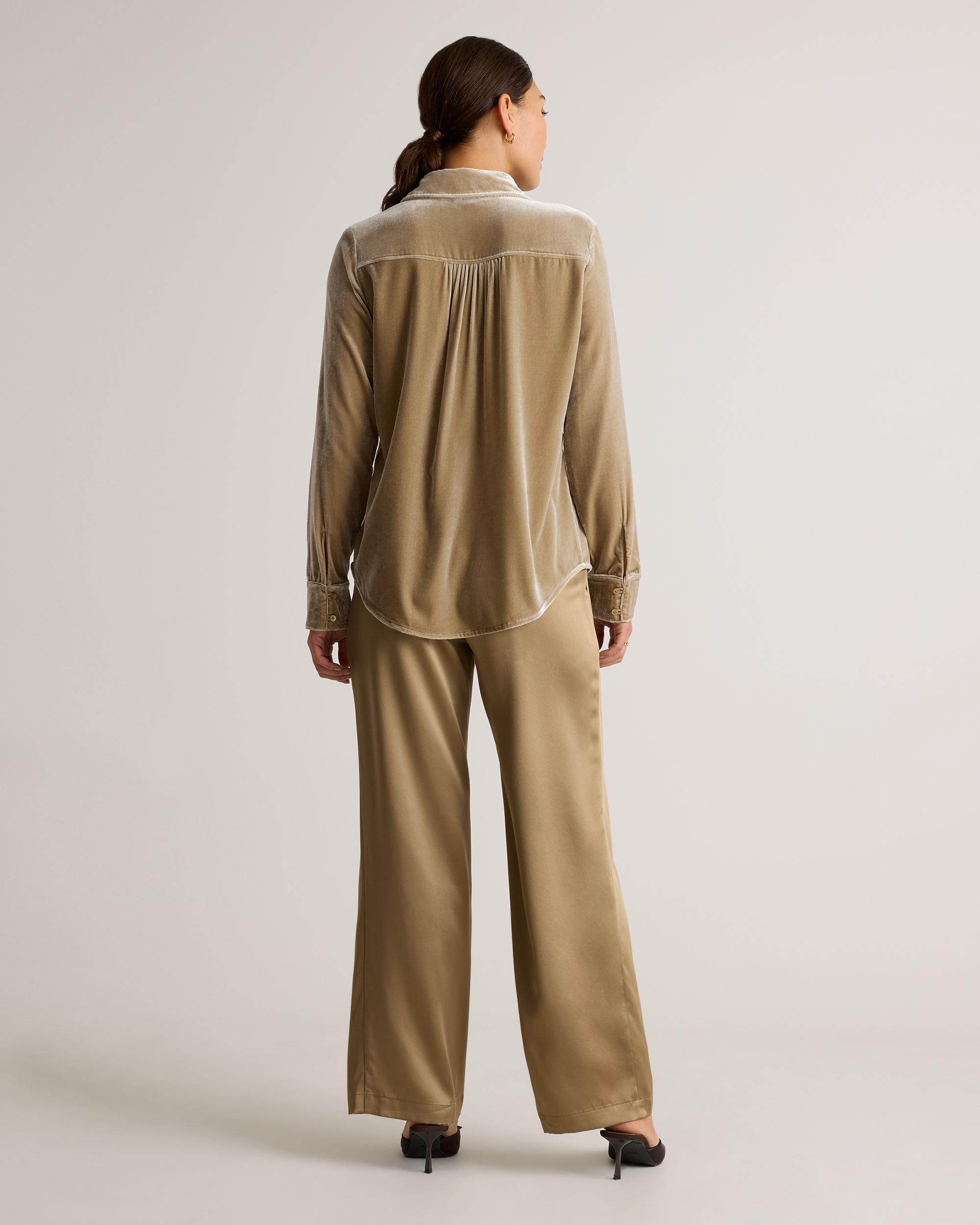 Quince | Women's Stretch Silk Velvet Long Sleeve Shirt Product Image