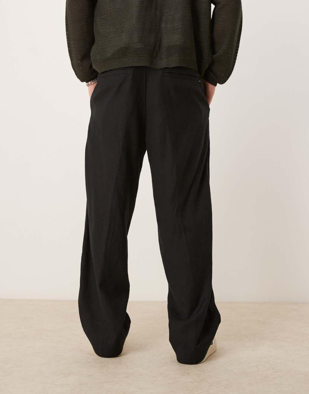 Abercrombie & Fitch loose carpenter pants in black Product Image