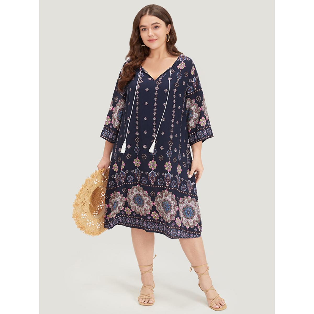 Plus Size Bandana Print Ties Pocket Tassels Detail Dress Scarlet Women Vacation Tassels V-neck Elbow-length sleeve Curvy Midi Dress BloomChic 26/4X Product Image