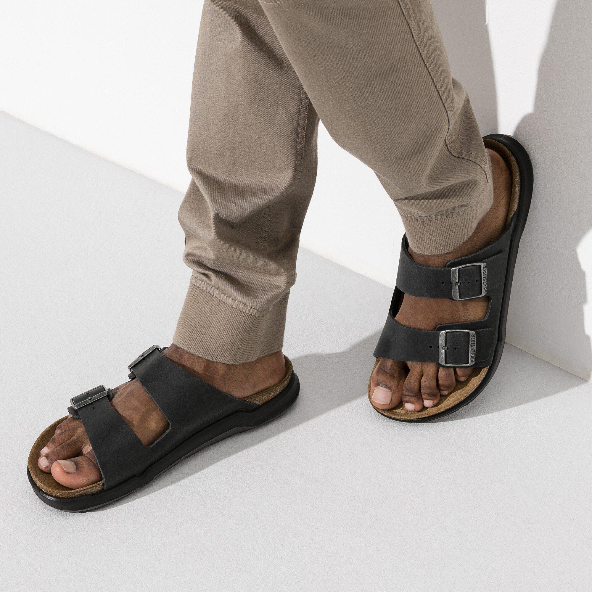 Arizona Crosstown Men Waxy Leather Product Image