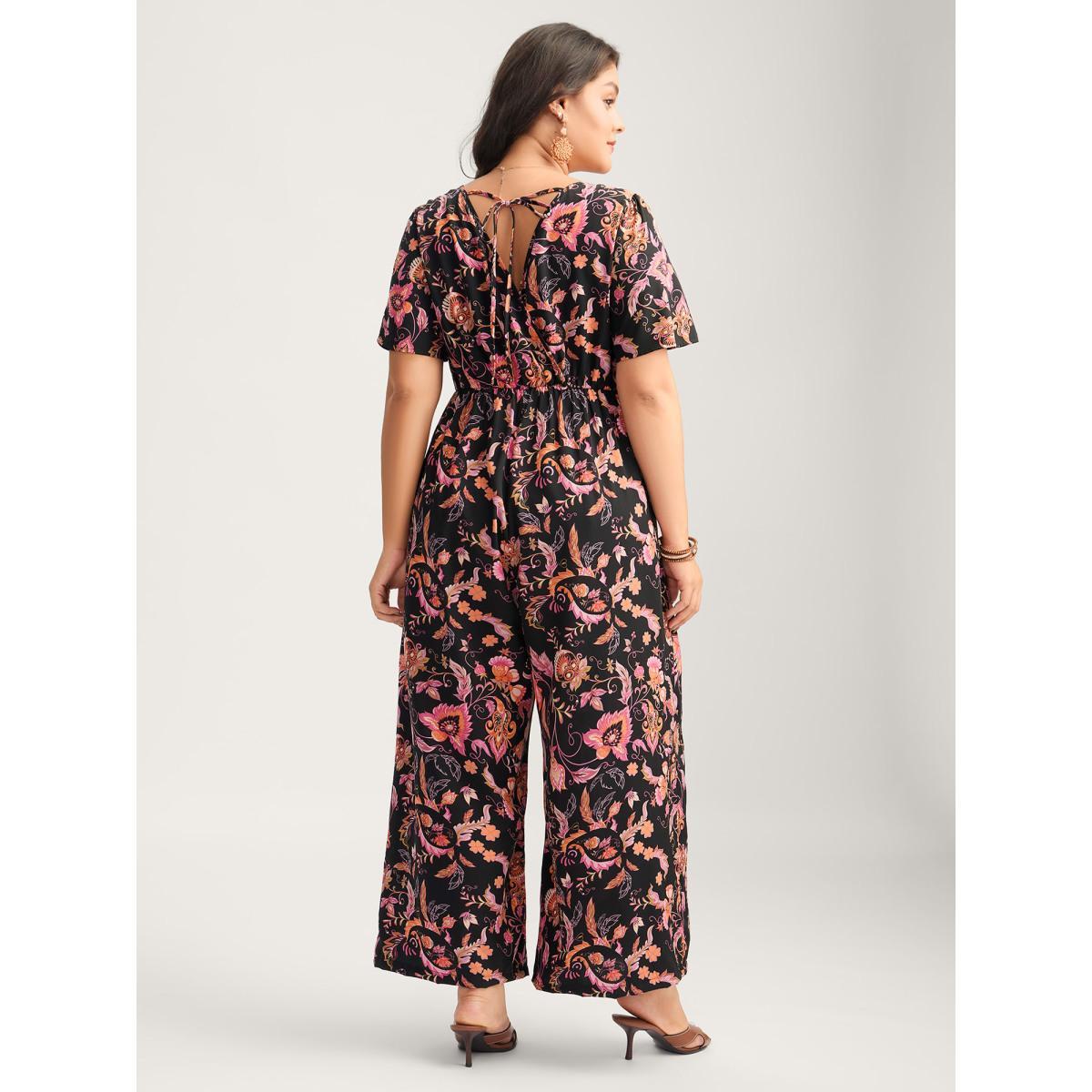 Plus Size Black Floral Print Square Neck Pockets Jumpsuit Women Short sleeve Heart neckline Vacation Loose Jumpsuits BloomChic 12/L Product Image
