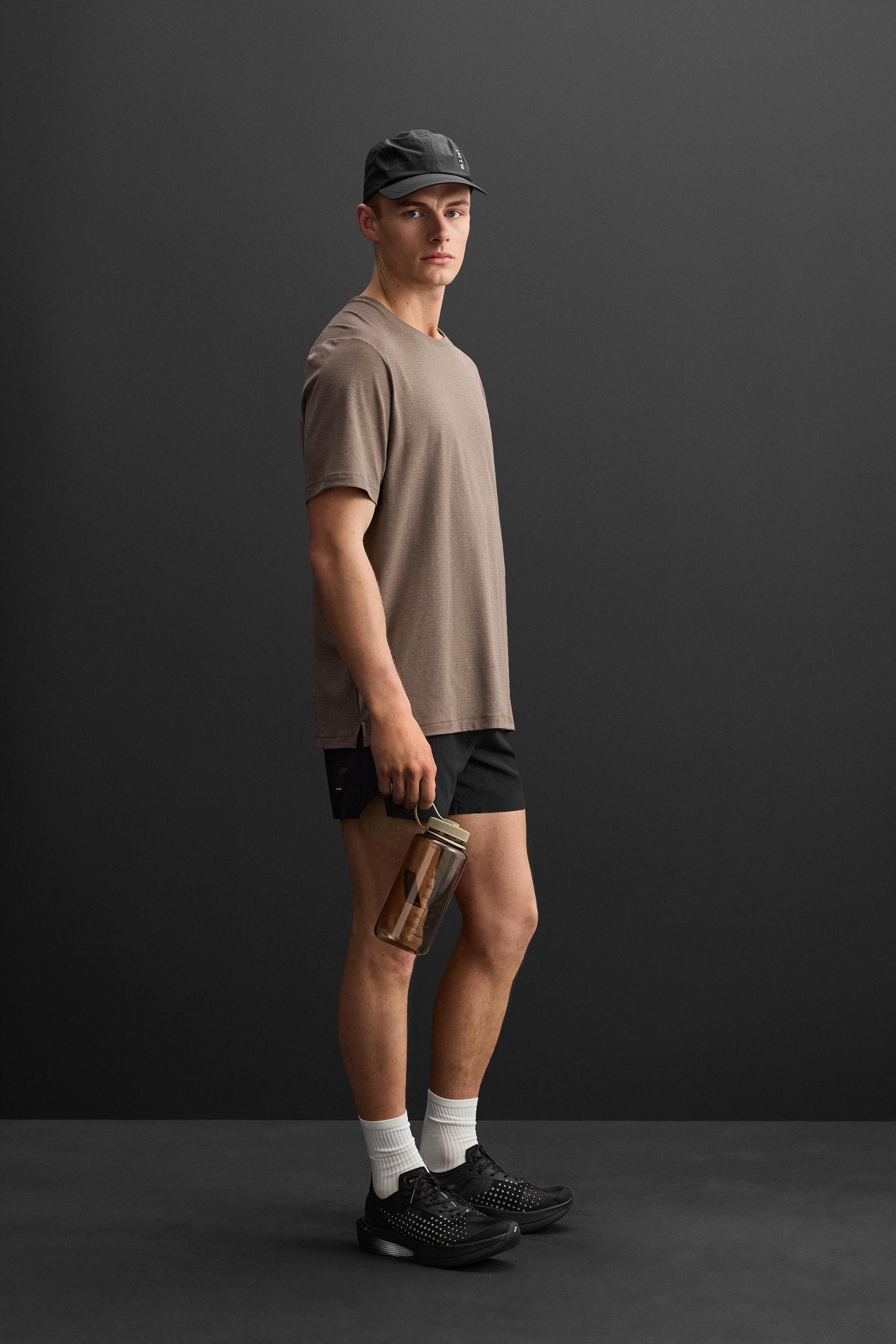 LIGHTWEIGHT TEXTURED T-SHIRT Product Image