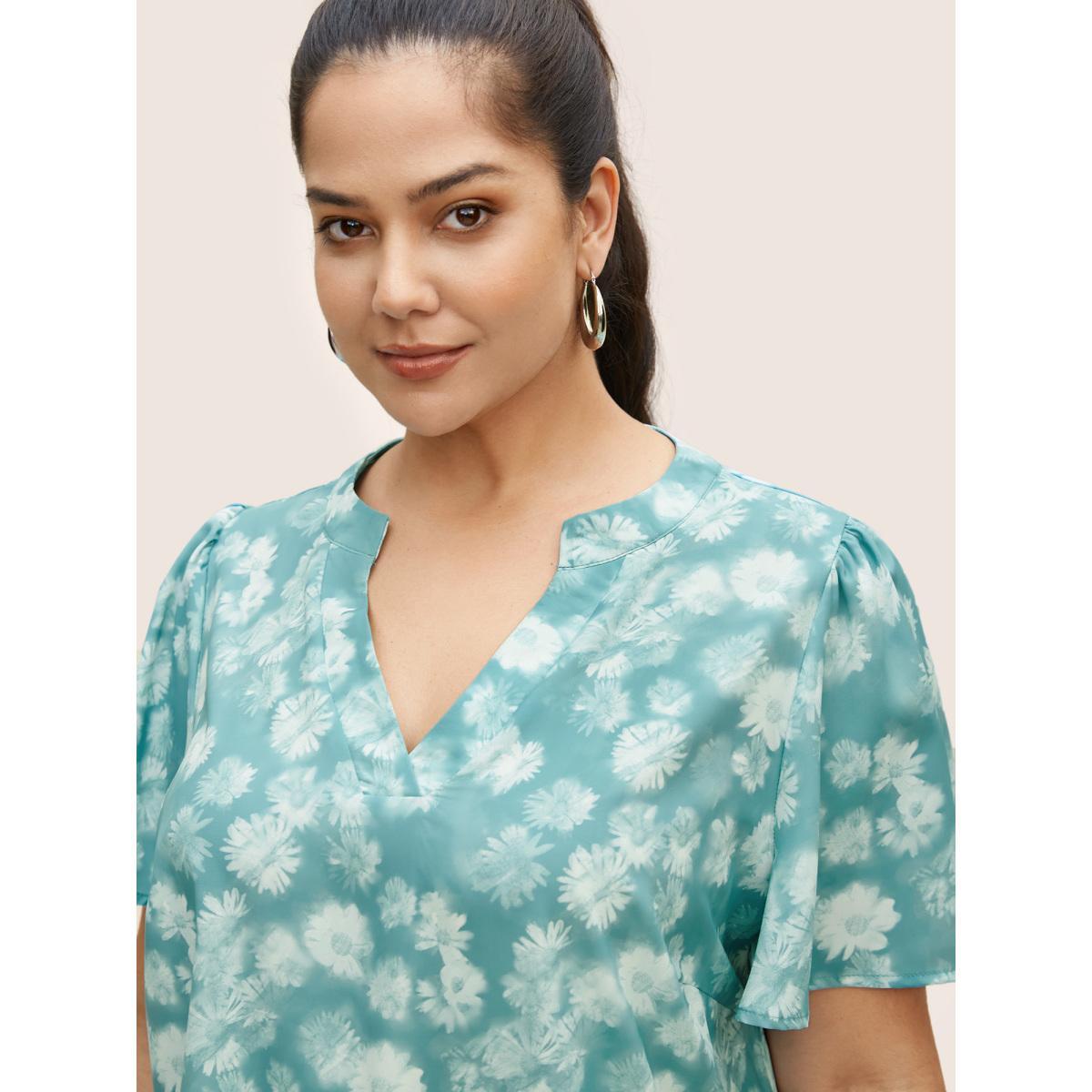 Plus Size Emerald Notched Floral Gathered Flutter Sleeve Blouse Women Casual Short sleeve Flat collar Everyday Blouses BloomChic 28/5X Product Image
