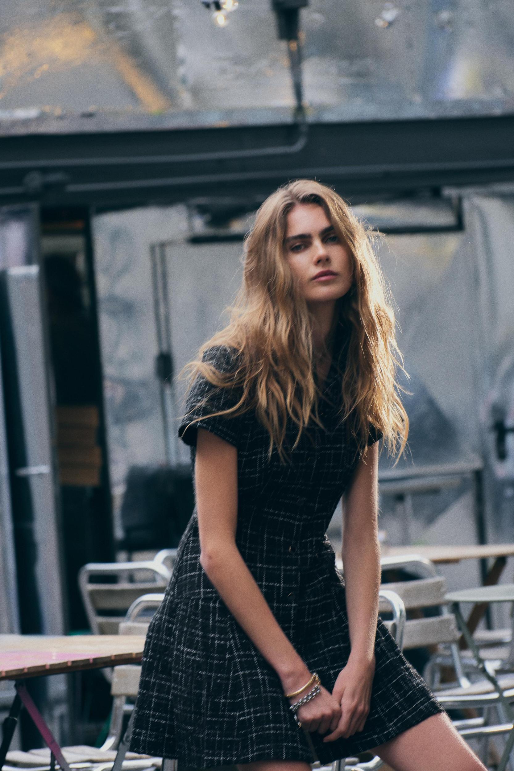 TEXTURED SHORT DRESS Product Image