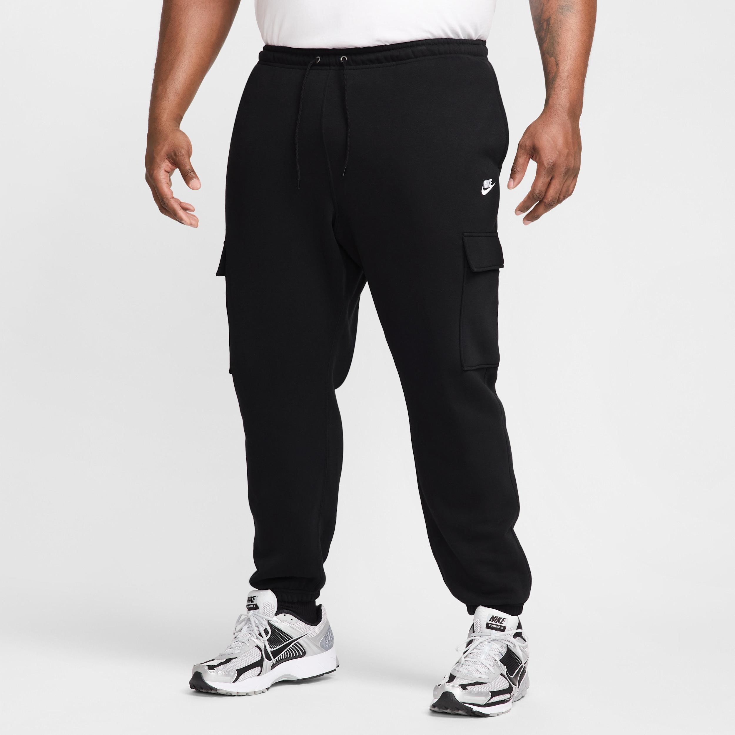Nike Men's Club Fleece Cargo Pants Product Image