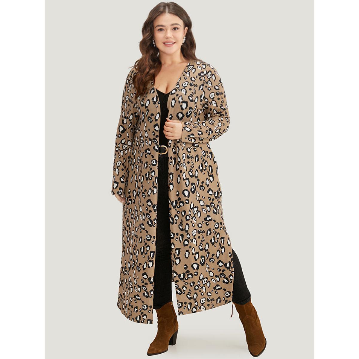 Plus Size Leopard Print Split Hem Pocket Kimono Women Tan Casual Printed Pocket Dailywear Kimonos BloomChic 14-16/1X Product Image