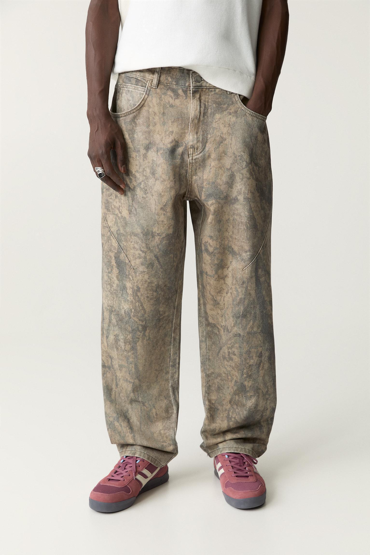 Printed baggy pants Product Image