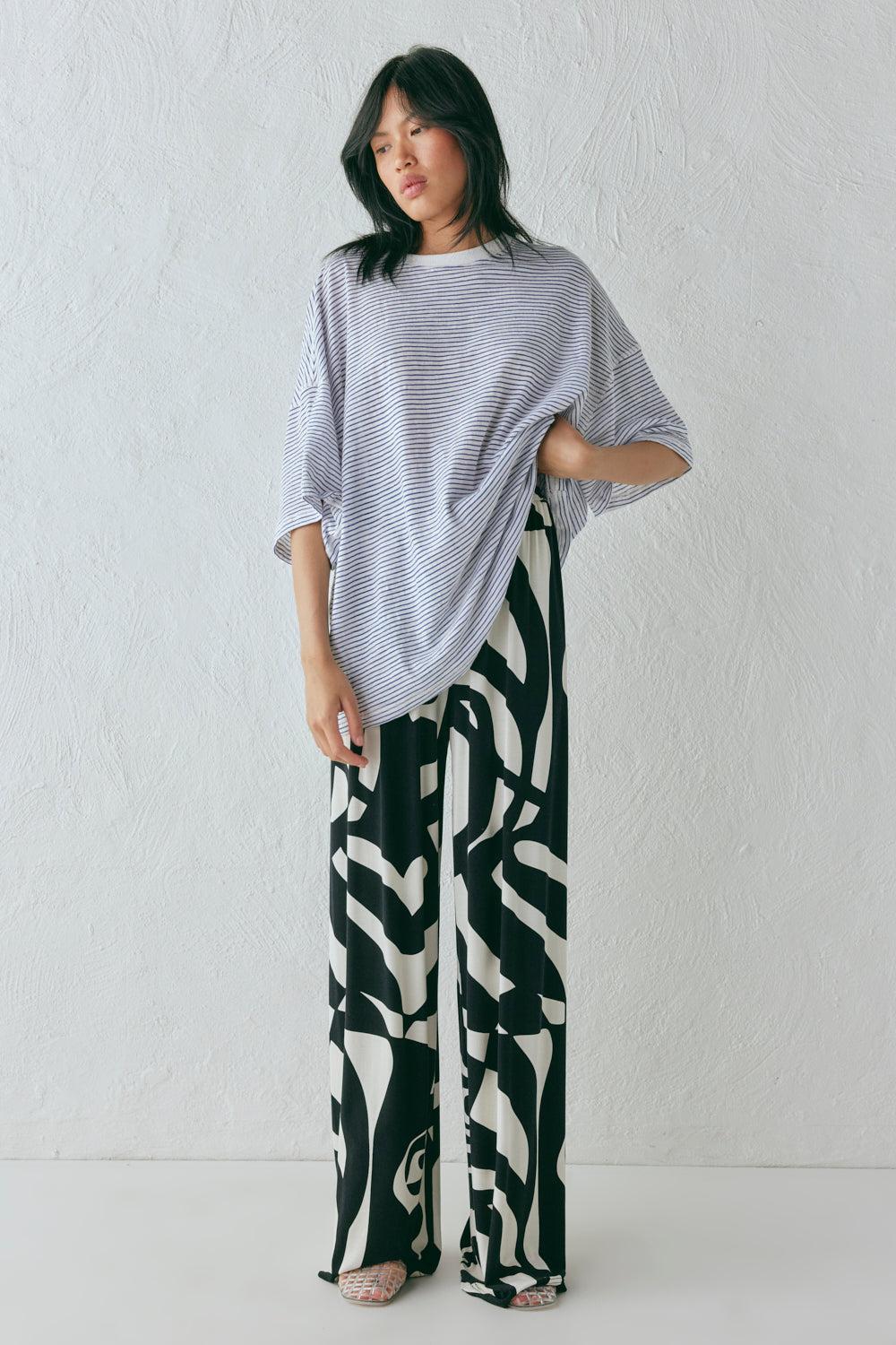 Willow Tee Navy Stripe Product Image
