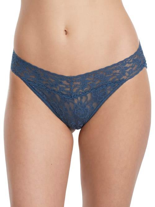 Signature Lace V-Kini Briefs Product Image