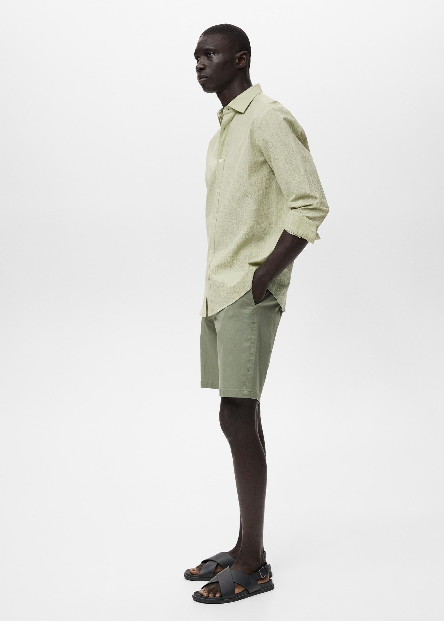 Regular-fit stripe-textured shirt - Men | MANGO USA Product Image